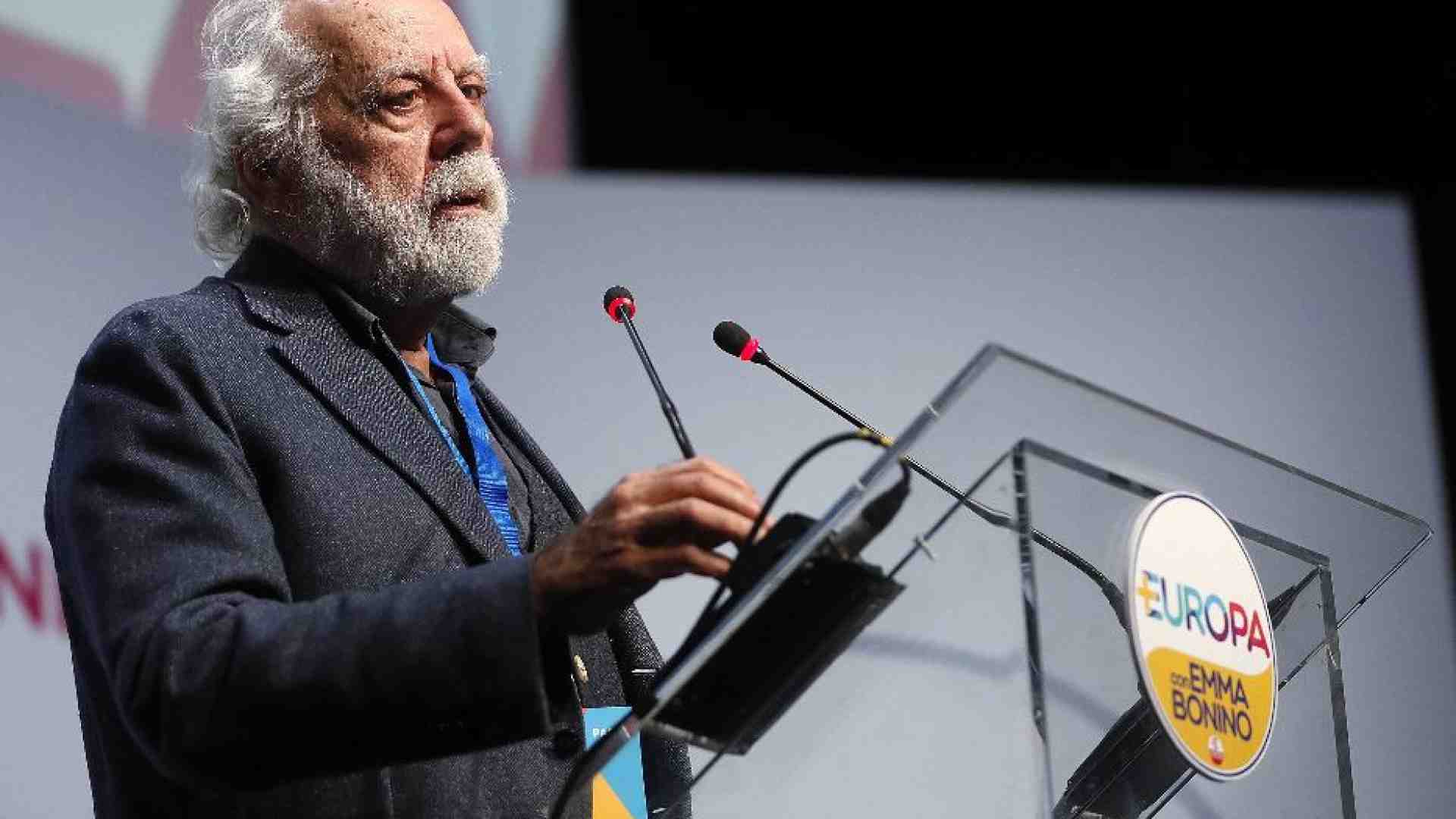 Immagine di È morto il fumettista Staino, “papà” di Bobo