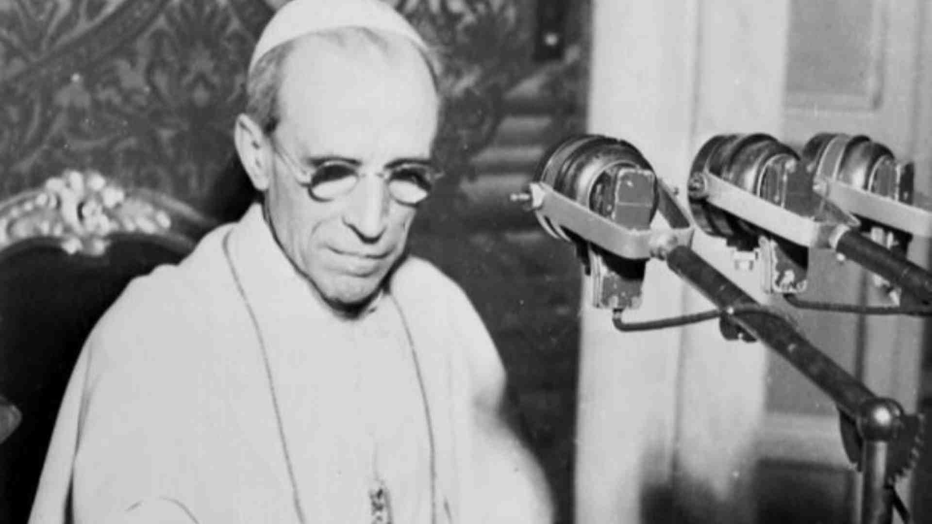Immagine di Papa Pacelli e la Shoah: Pio XII oltre il mito
