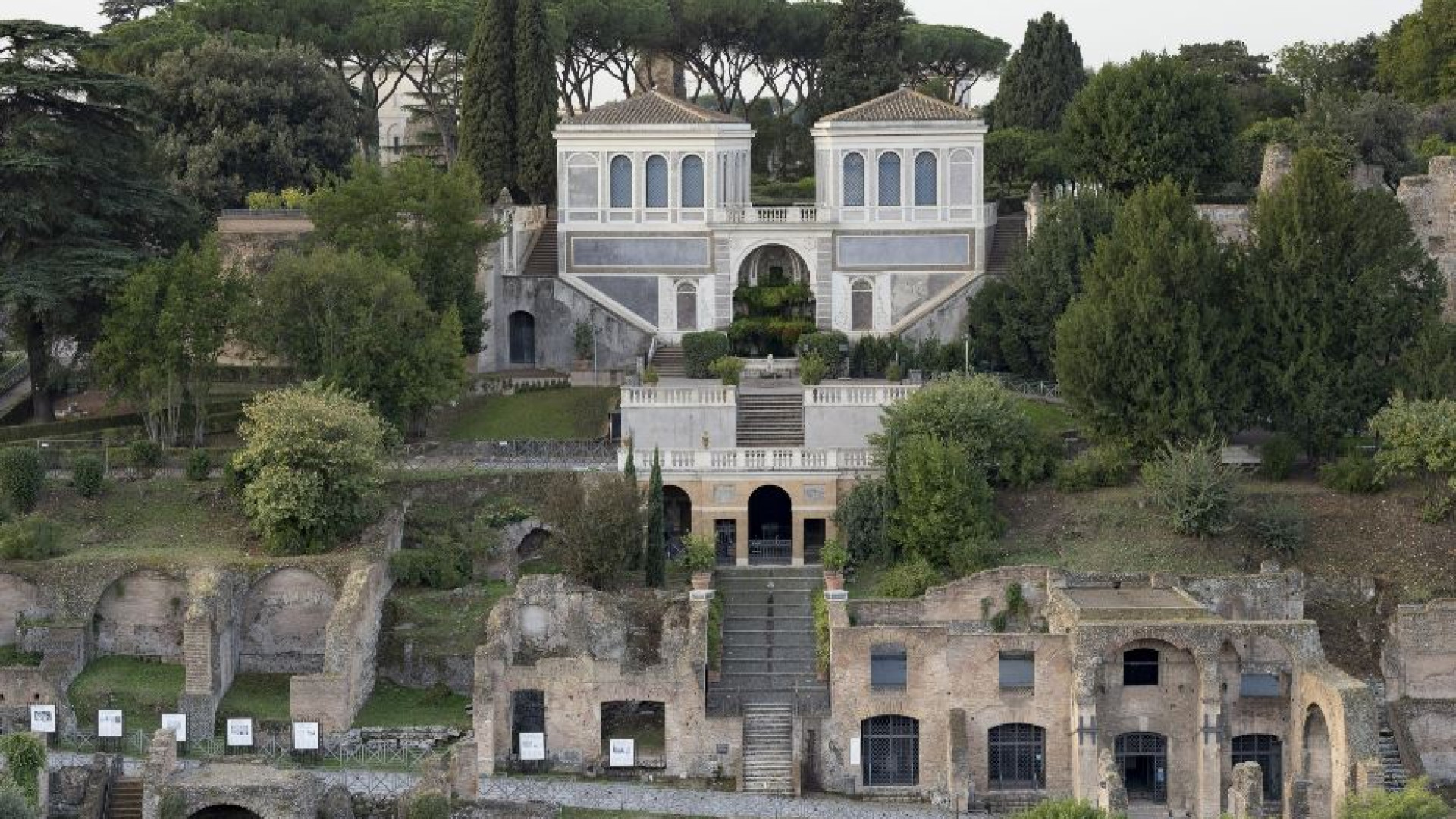 Immagine di Riapre il Ninfeo della Pioggia negli Horti Farnesiani del Palatino