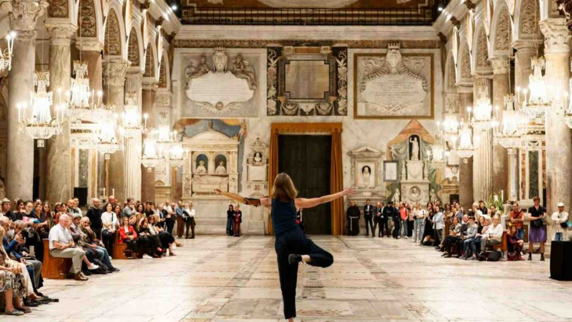 Immagine di La danza vola ad Aracoeli nel nome di Francesco