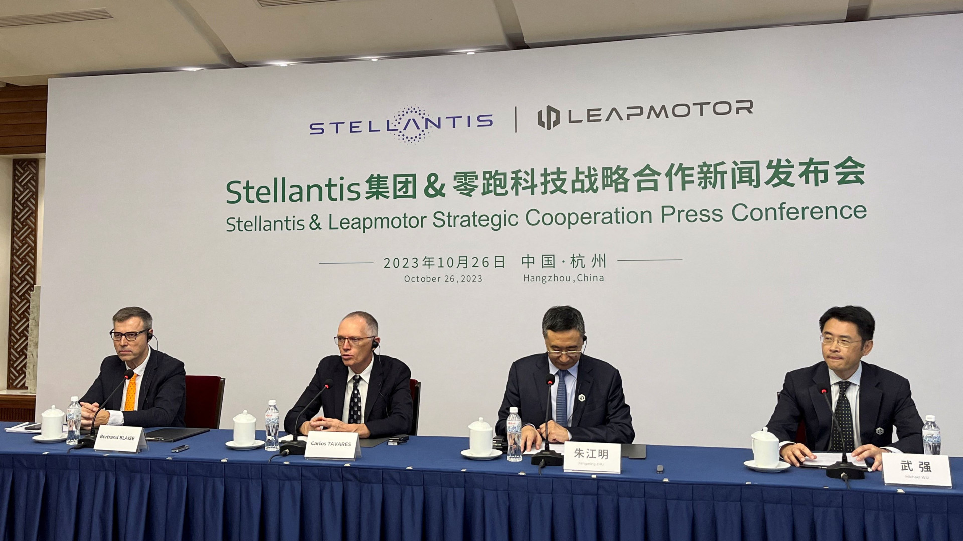 Immagine di Stellantis investe in Cina, ma Leapmotor crolla a Hong Kong