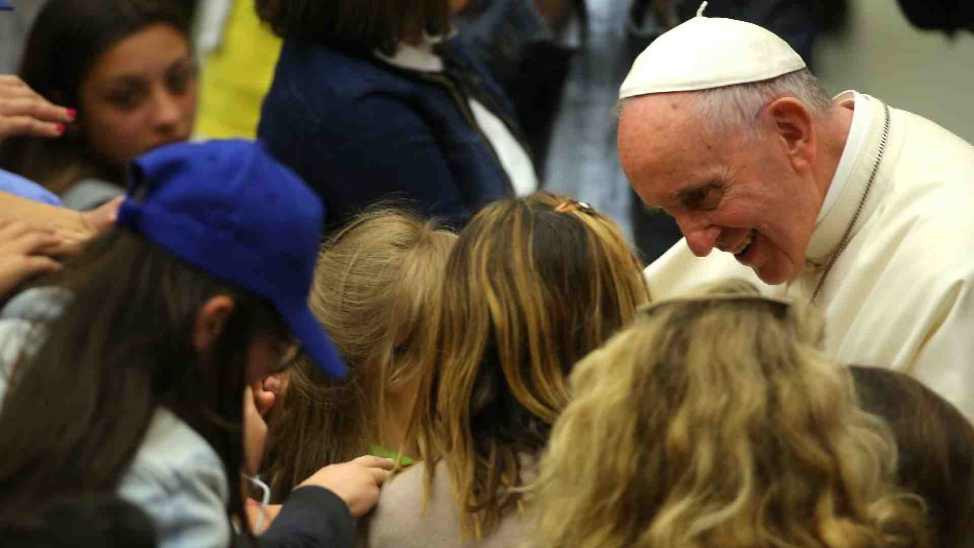 Immagine di Il Papa: i bambini custodiscono intatto il senso della bellezza, ascoltiamoli