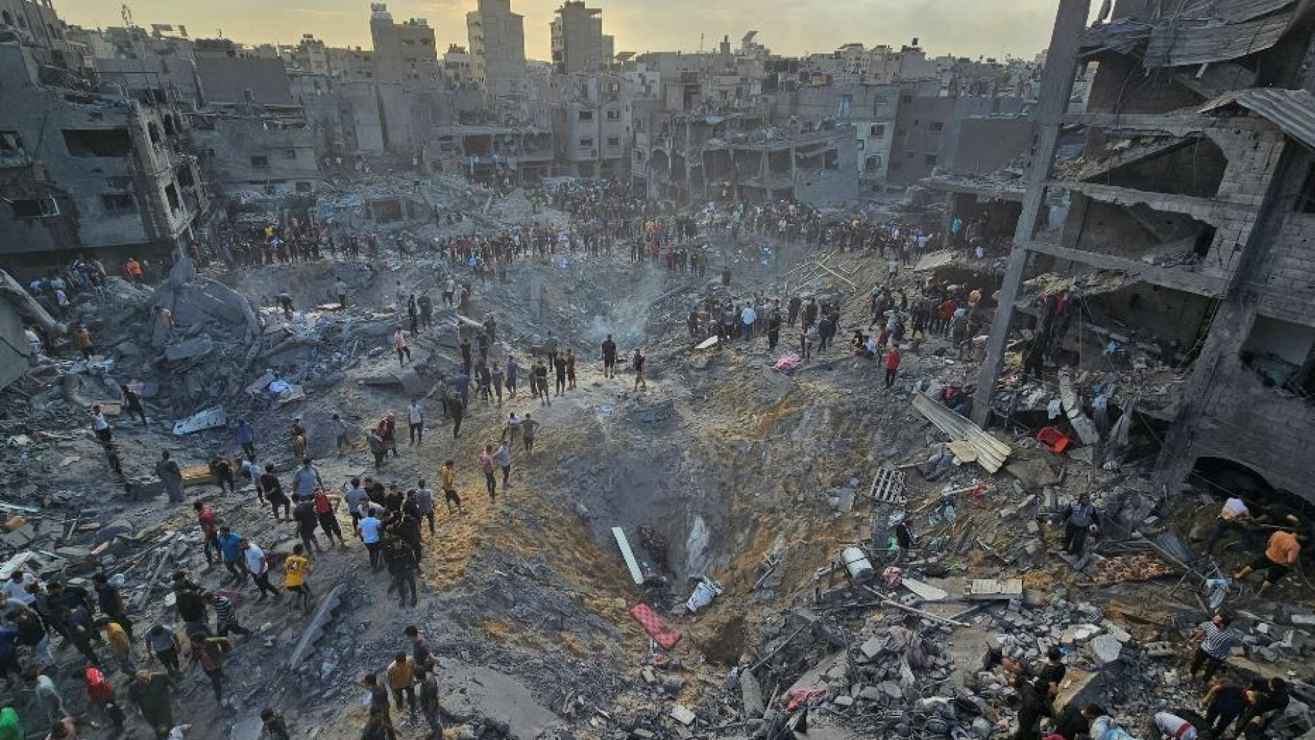 Immagine di Nuovo orrore a Gaza: è strage nel campo profughi di Jabalia