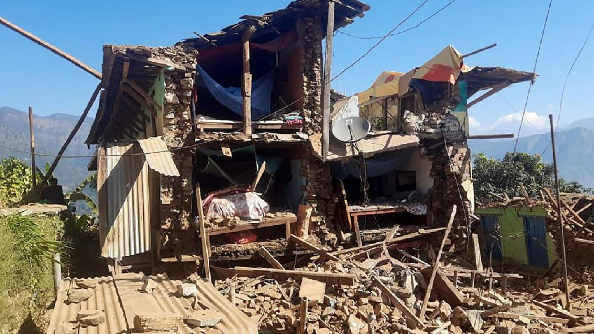 Immagine di Un altro tremendo terremoto in Nepal: oltre 140 morti