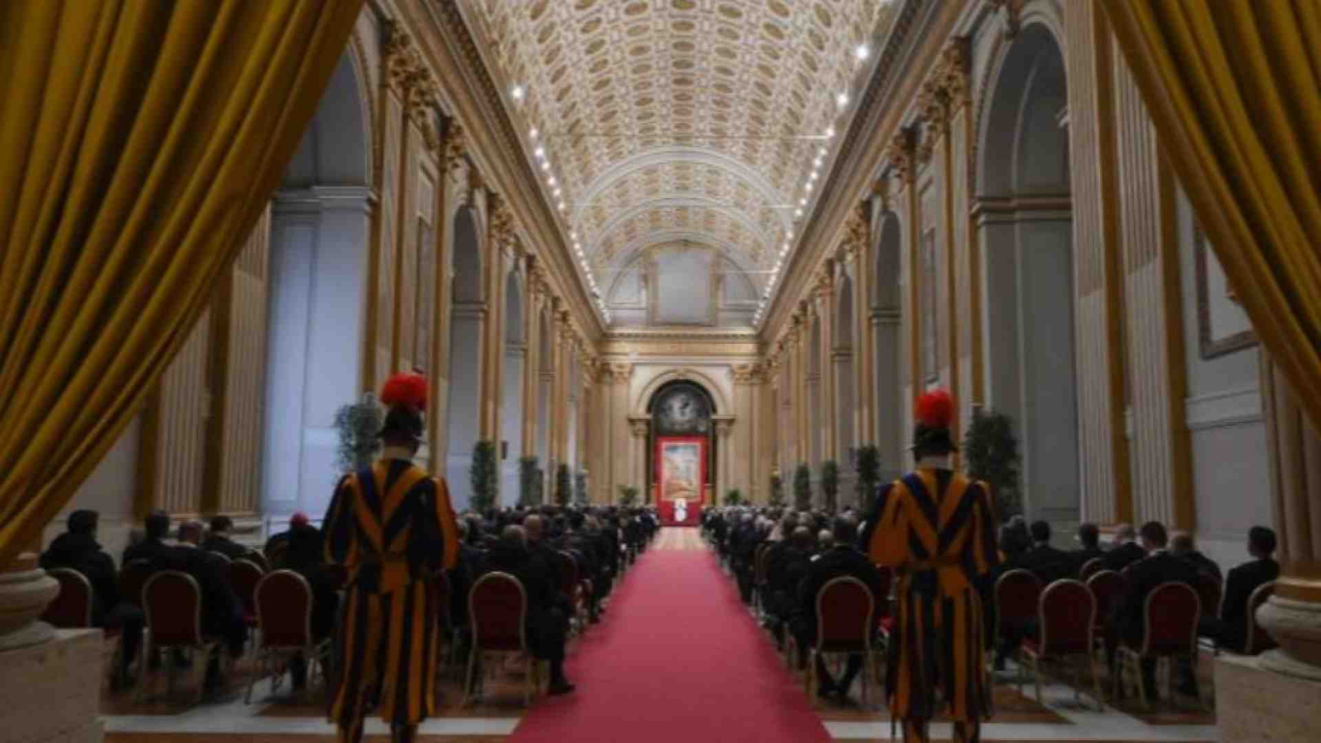 Immagine di Nel Diritto canonico la carità è legge. Quarant’anni fa nasceva il nuovo Codice
