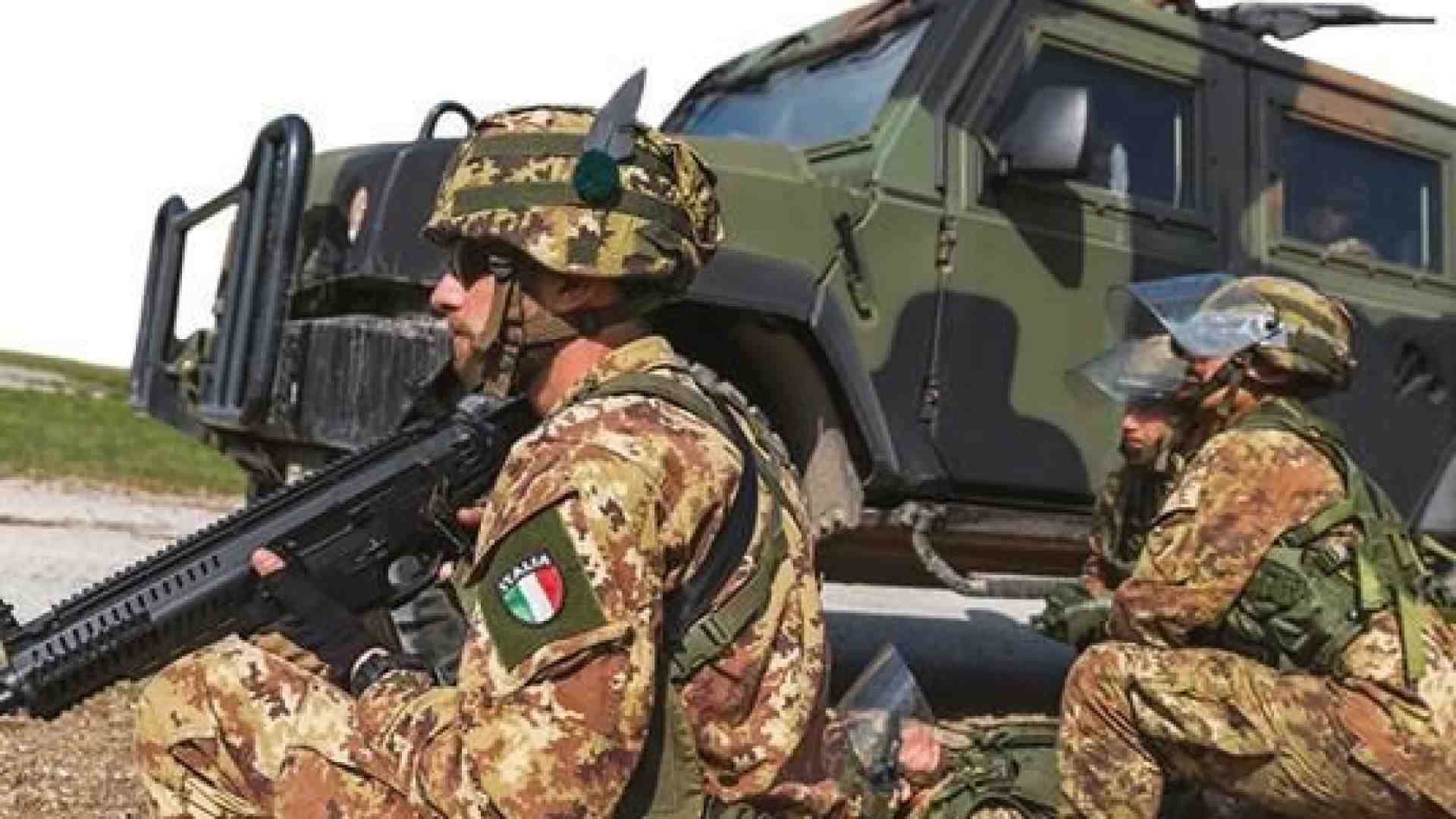 Immagine di Nonostante le intenzioni di soldati e civili si parla poco