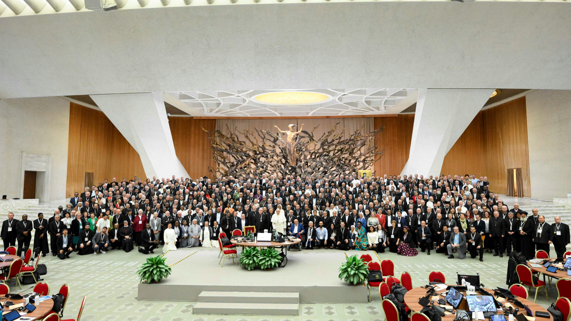 Immagine di Il Sinodo spiegato con le parole della famiglia