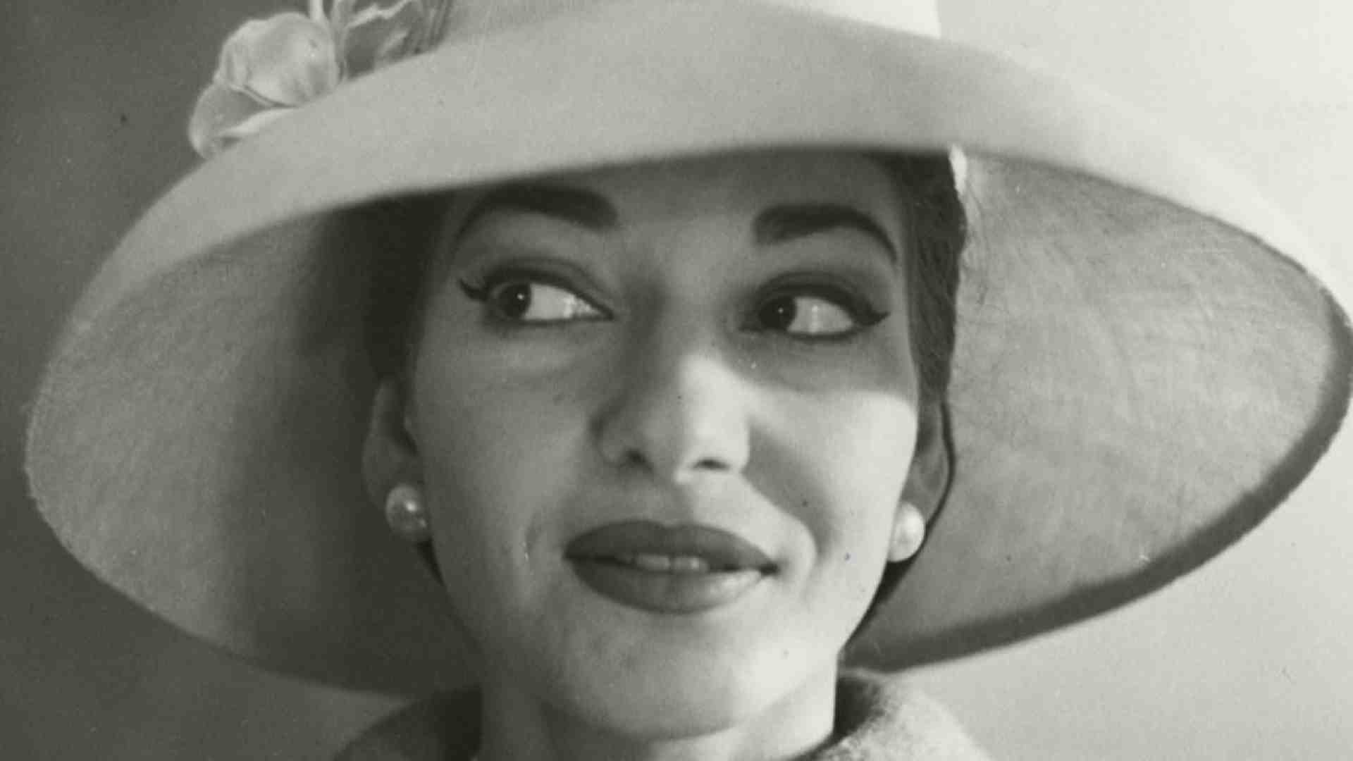 Immagine di Maria Callas fra palco e realtà: ecco com'è diventata “Divina”