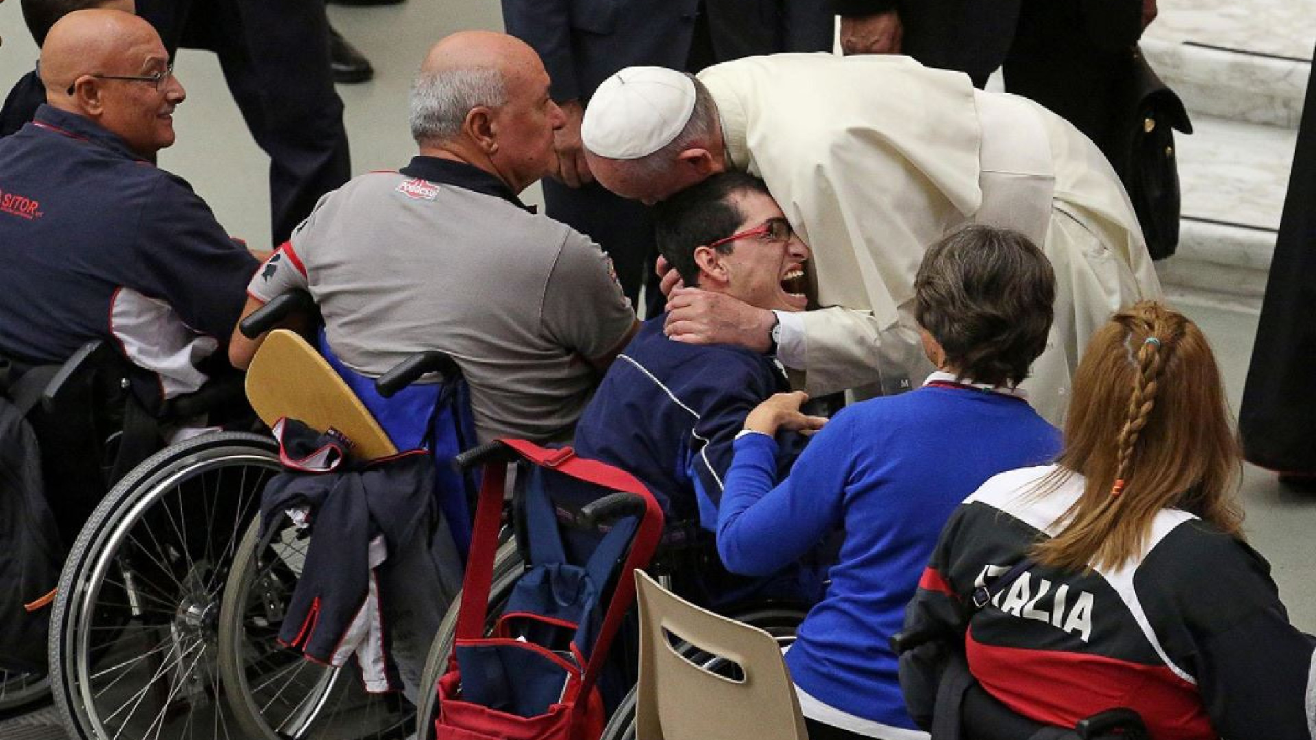 Immagine di "La medicina non sia a pagamento e disumanizzante"
