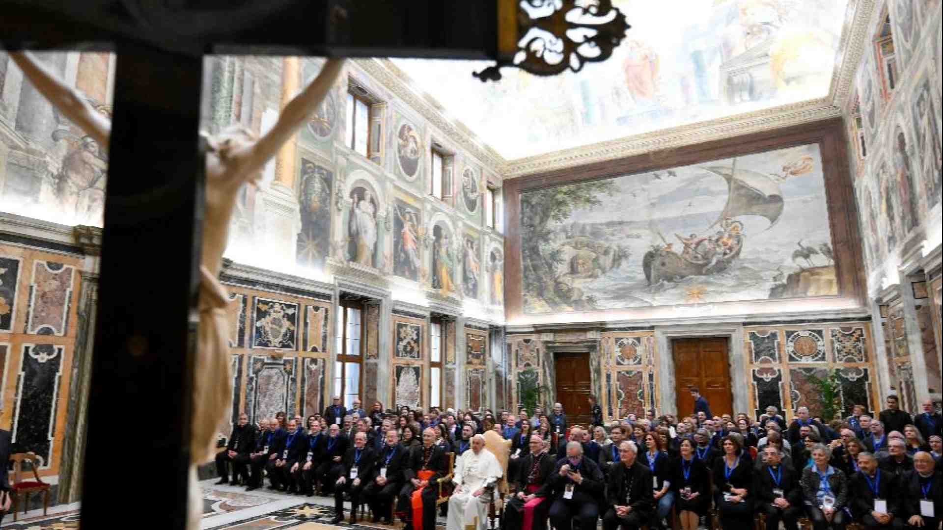 Immagine di Il Papa: «Nessun silenzio può essere accettato»