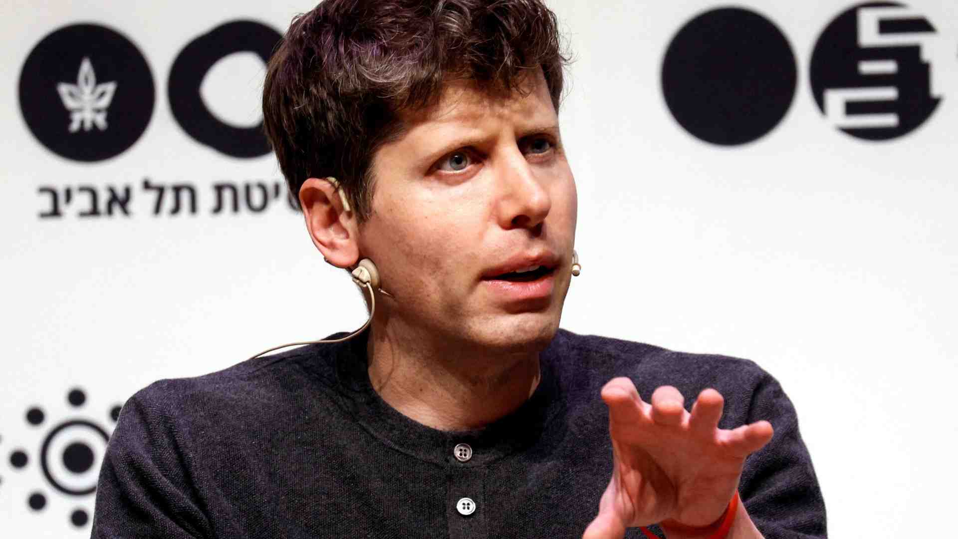 Immagine di Altman passa a Microsoft: così cambia la corsa dell'intelligenza artificiale