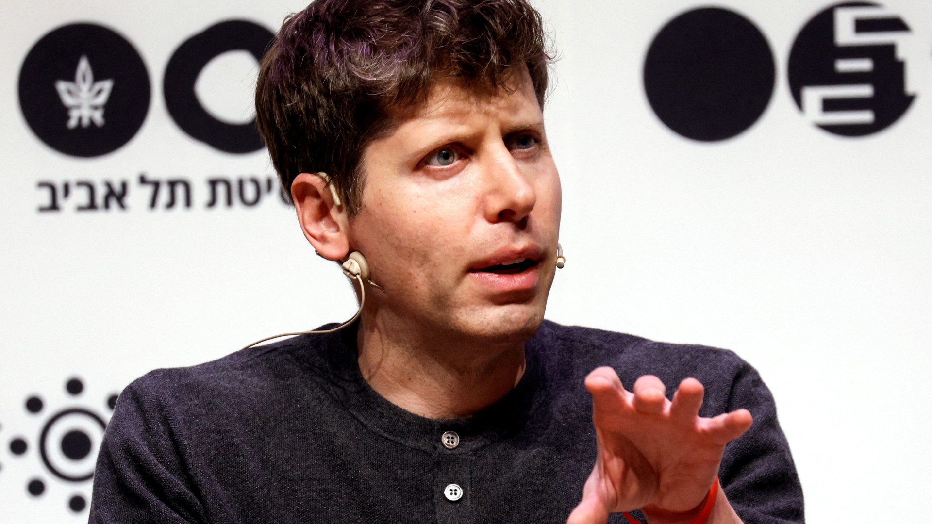 Immagine di Altman passa a Microsoft: così cambia la corsa dell'intelligenza artificiale