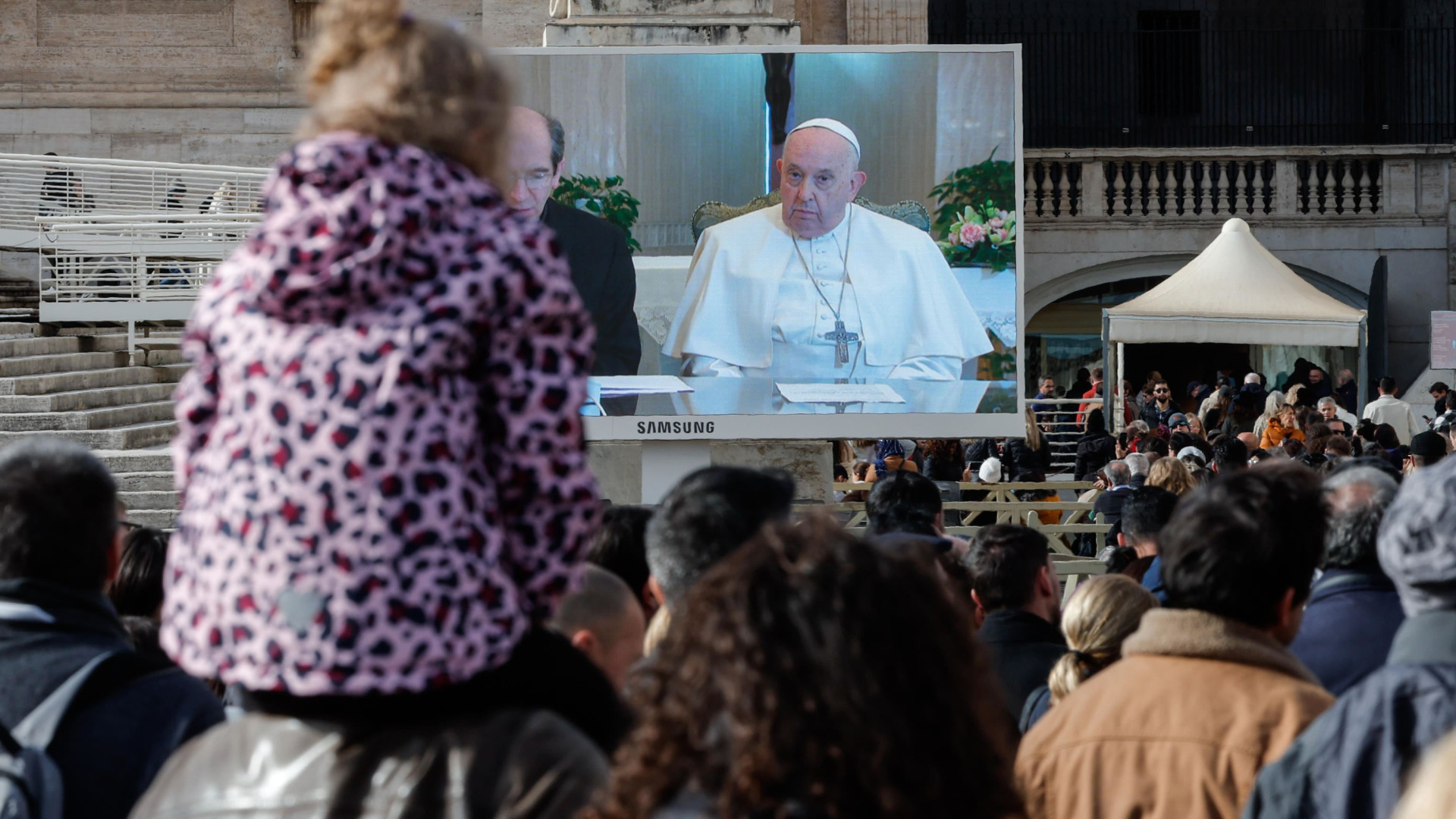 Immagine di Angelus da Santa Marta, ma il Papa sta meglio