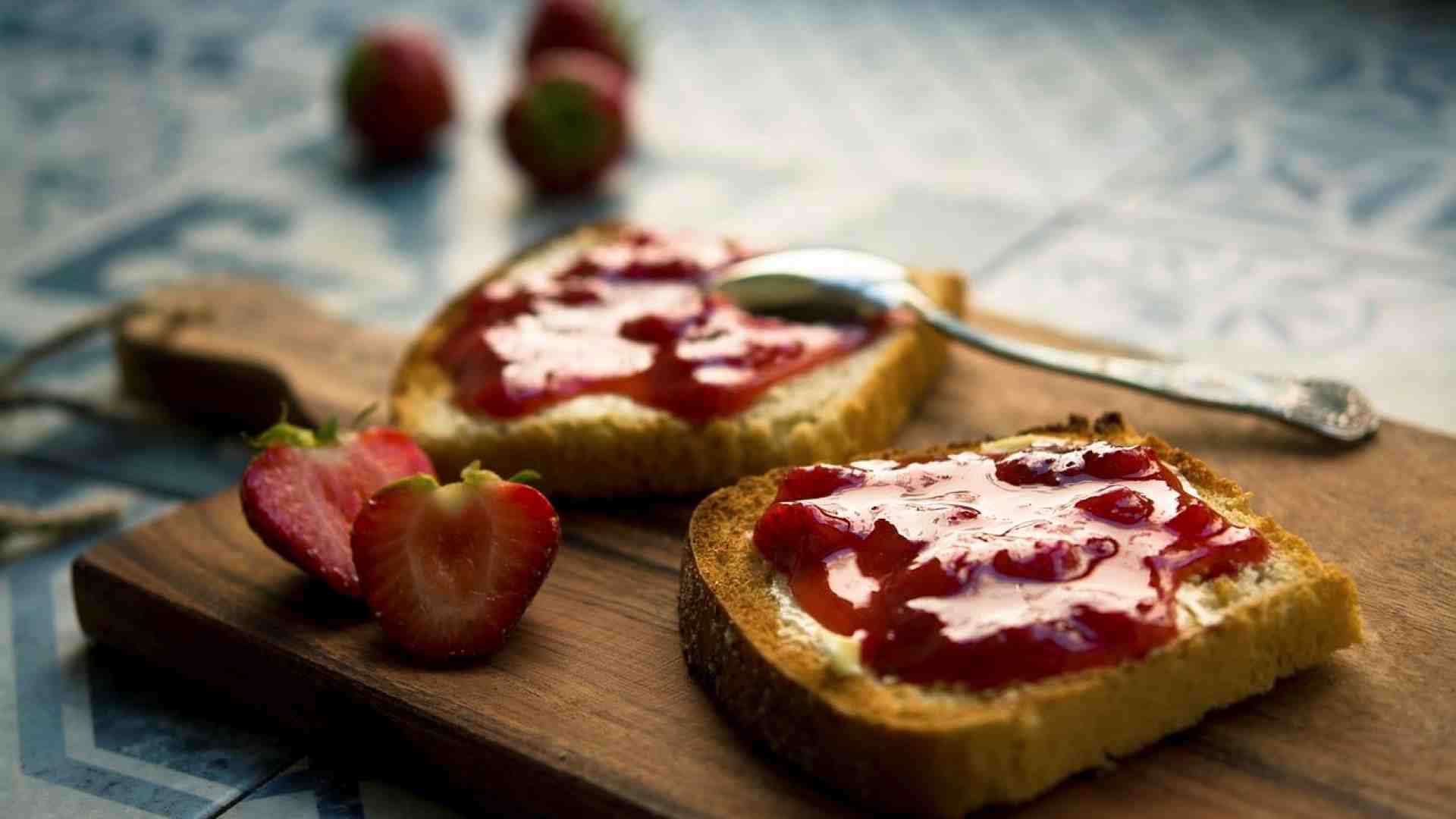 Immagine di La marmellata del don: «Vasetti pieni di dignità»