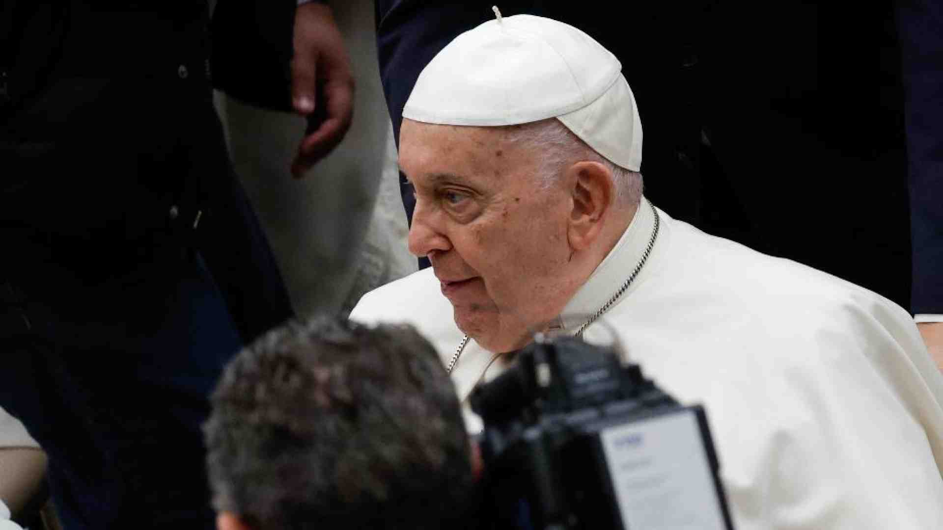 Immagine di Il Papa: chi fabbrica armi guadagna sulla morte