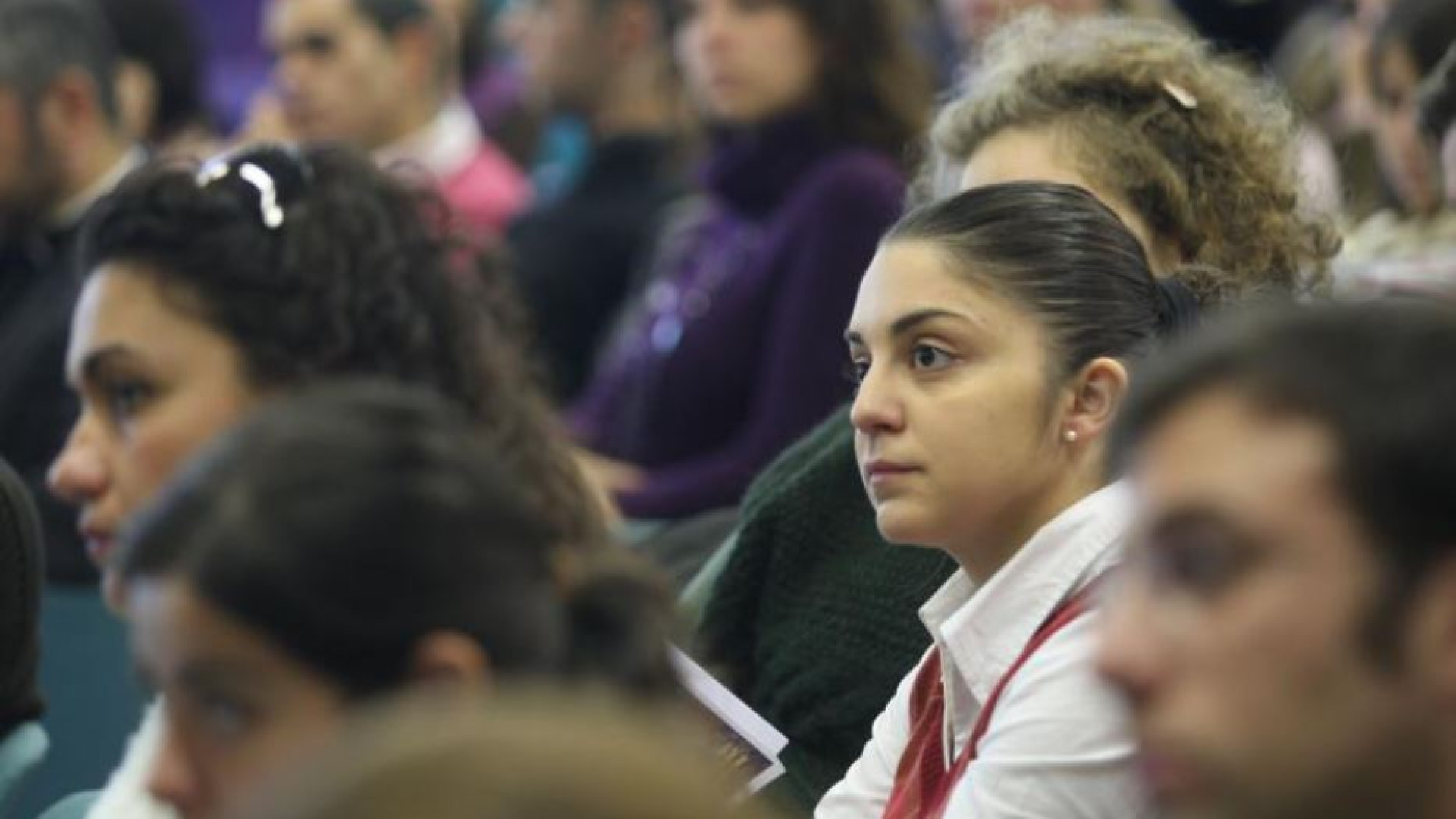 Immagine di Così la filosofia ci guida a passare dall'io al noi