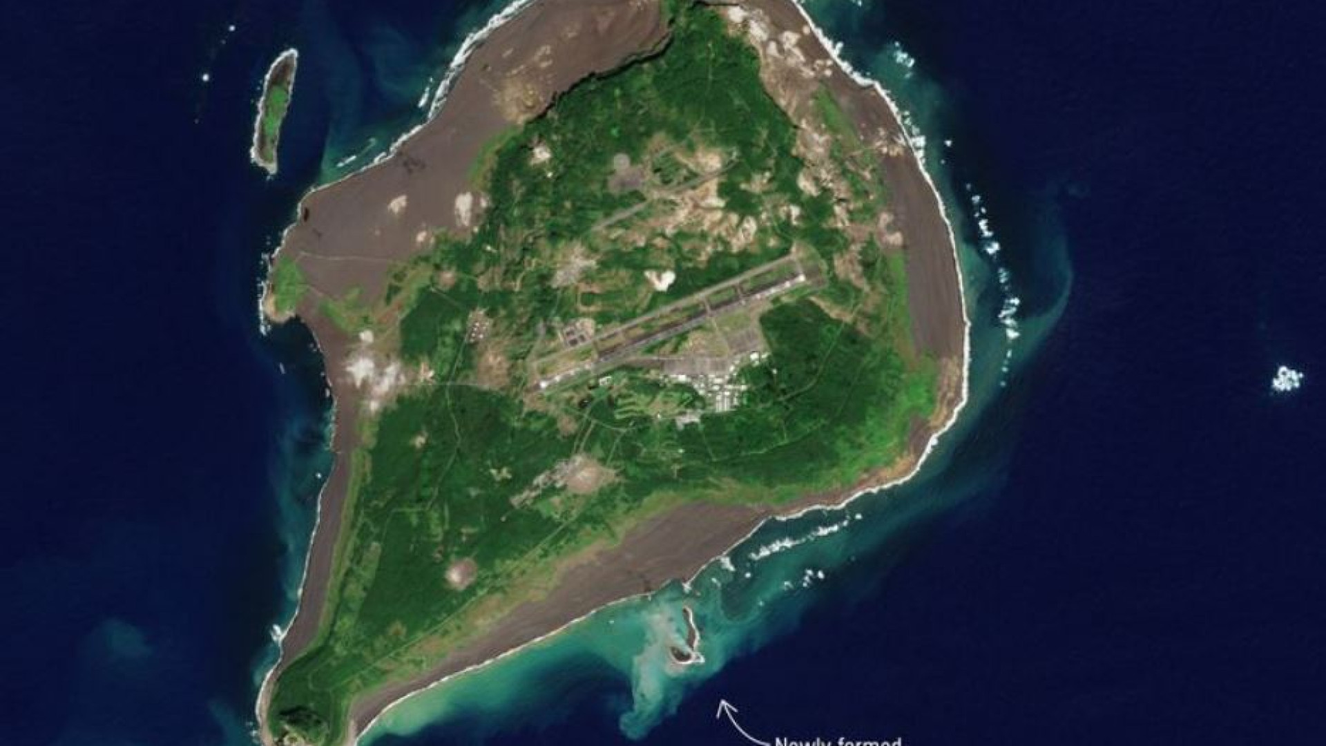 Immagine di L'isola che non c'è (nata da un'eruzione) resiste all'erosione del mare