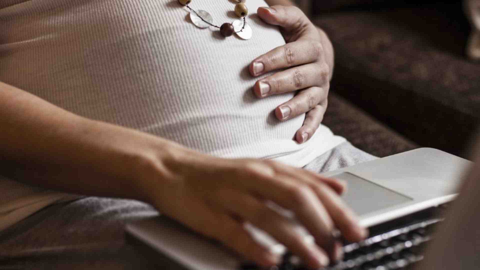 Immagine di Le voci amiche che salvano dall'aborto