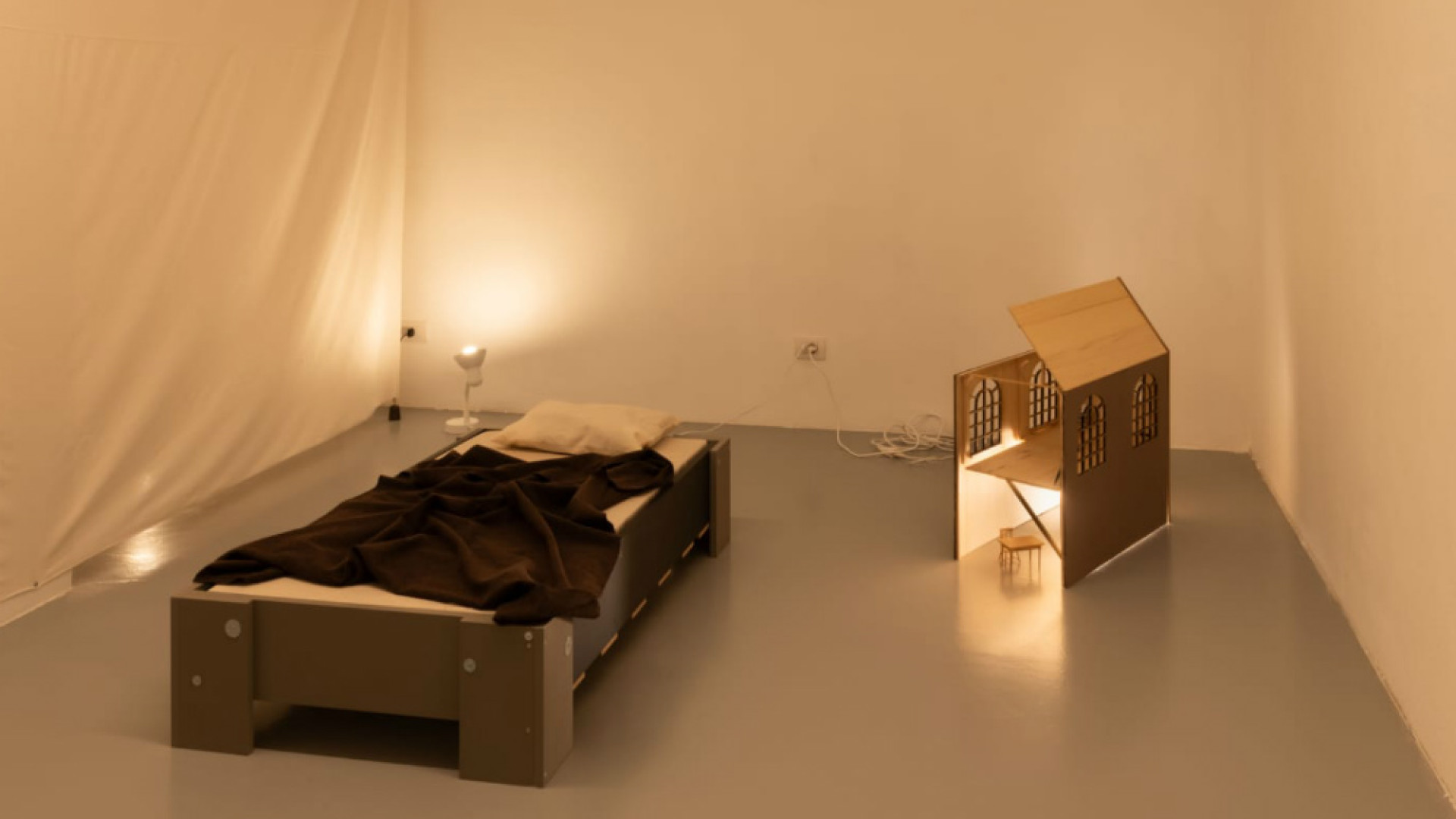Immagine di «Affezionarsi alle cose è complicato»