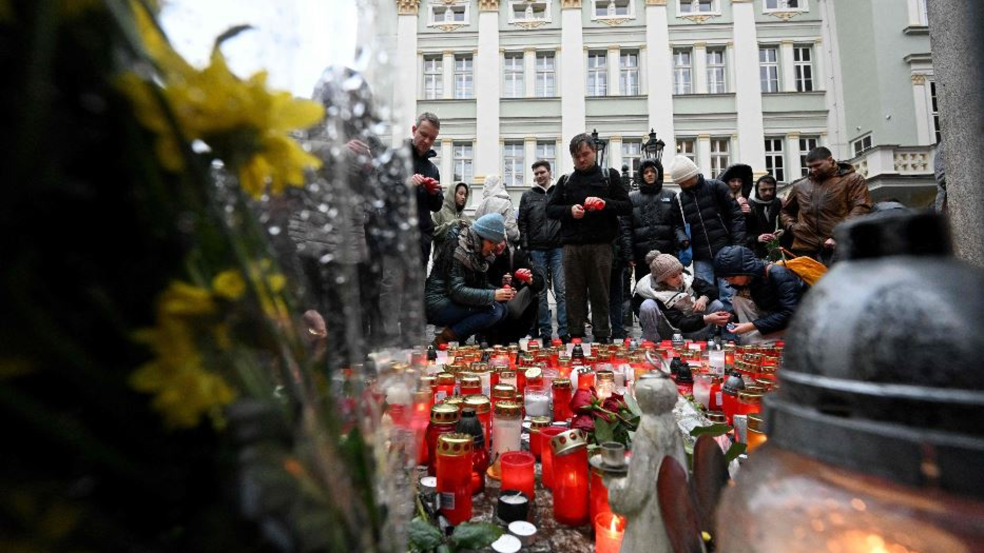 Immagine di Praga, il killer aveva un arsenale in casa. La polizia era già sul posto