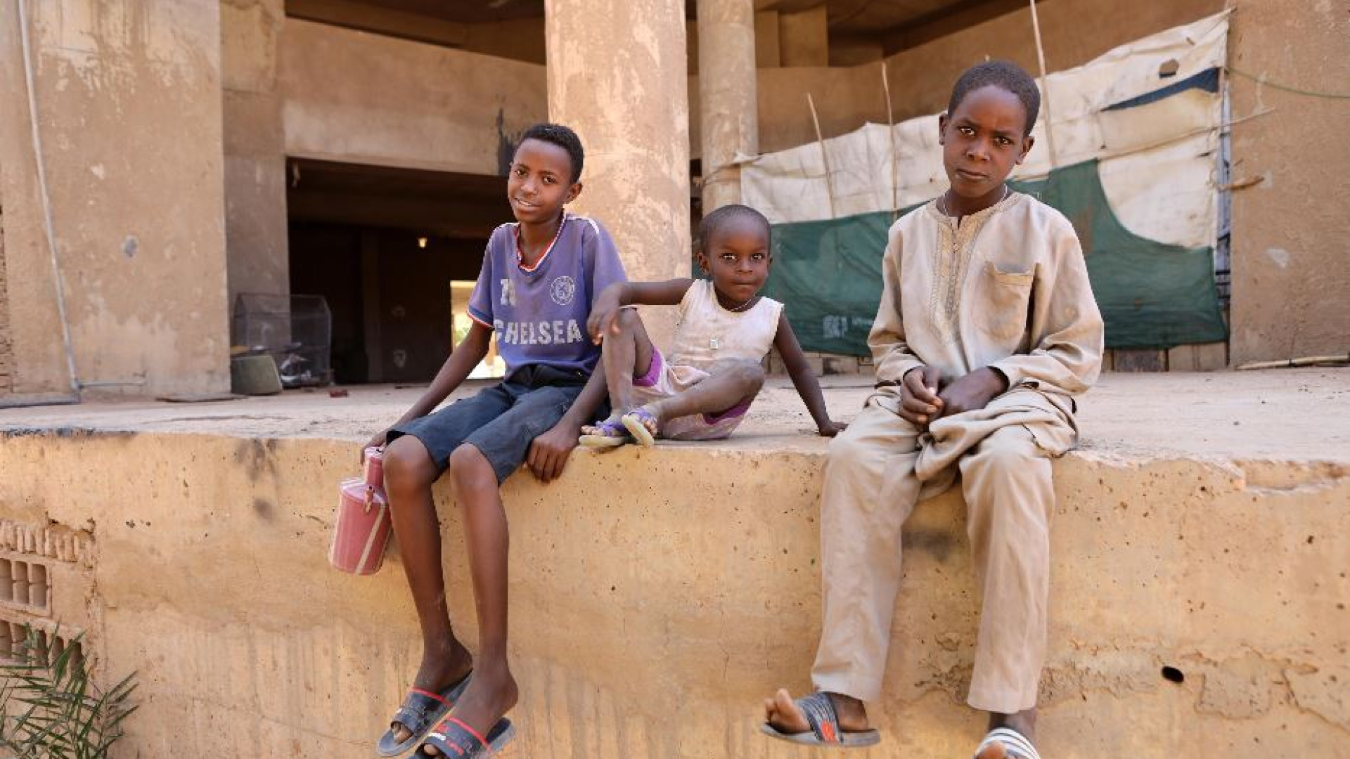 Immagine di Non solo Gaza o Ucraina: 400 milioni di bambini sono in guerra ogni giorno