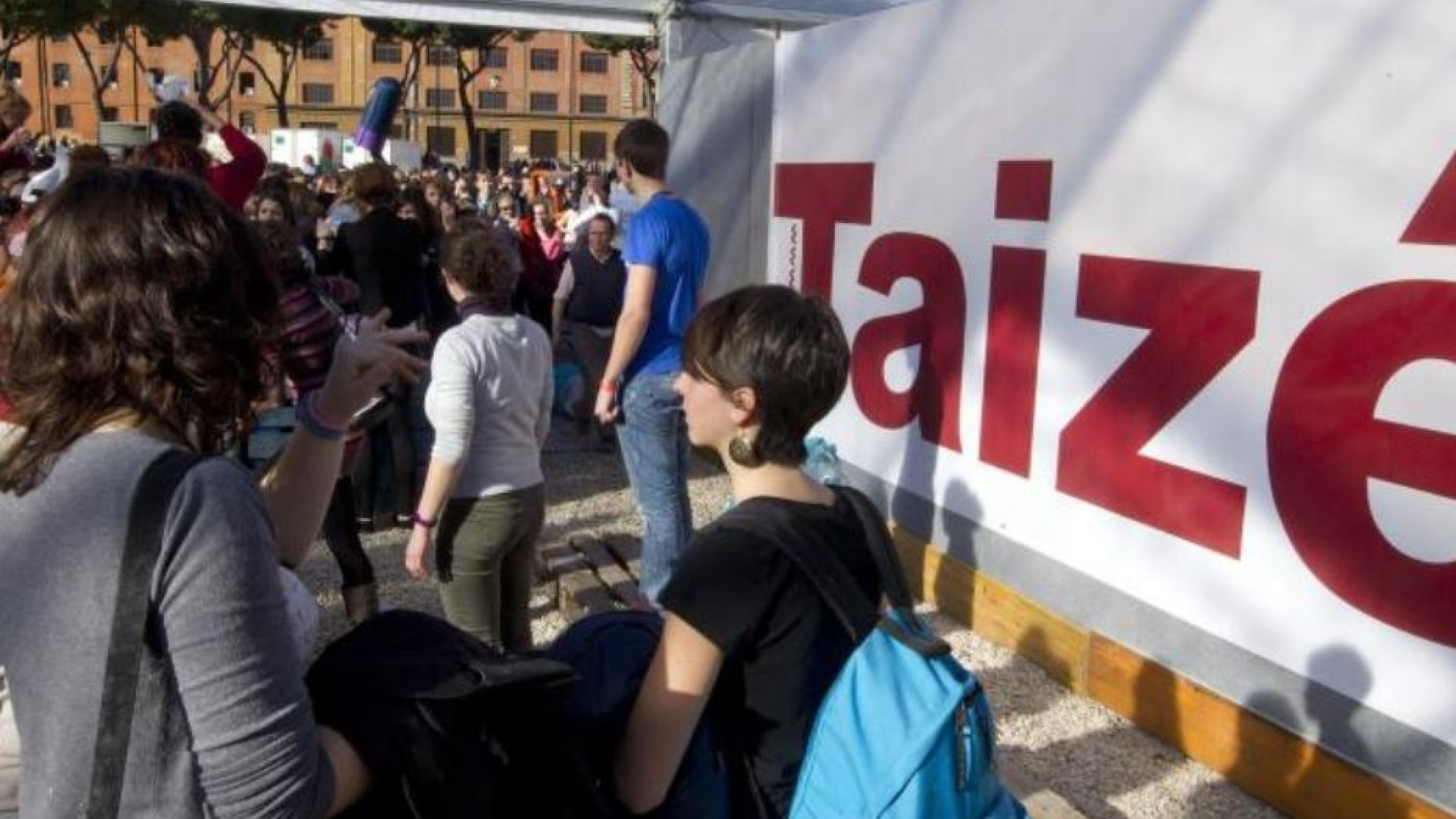 Immagine di Invasa da migliaia di ragazzi europei, Lubiana accoglie i "pellegrini" di Taizé