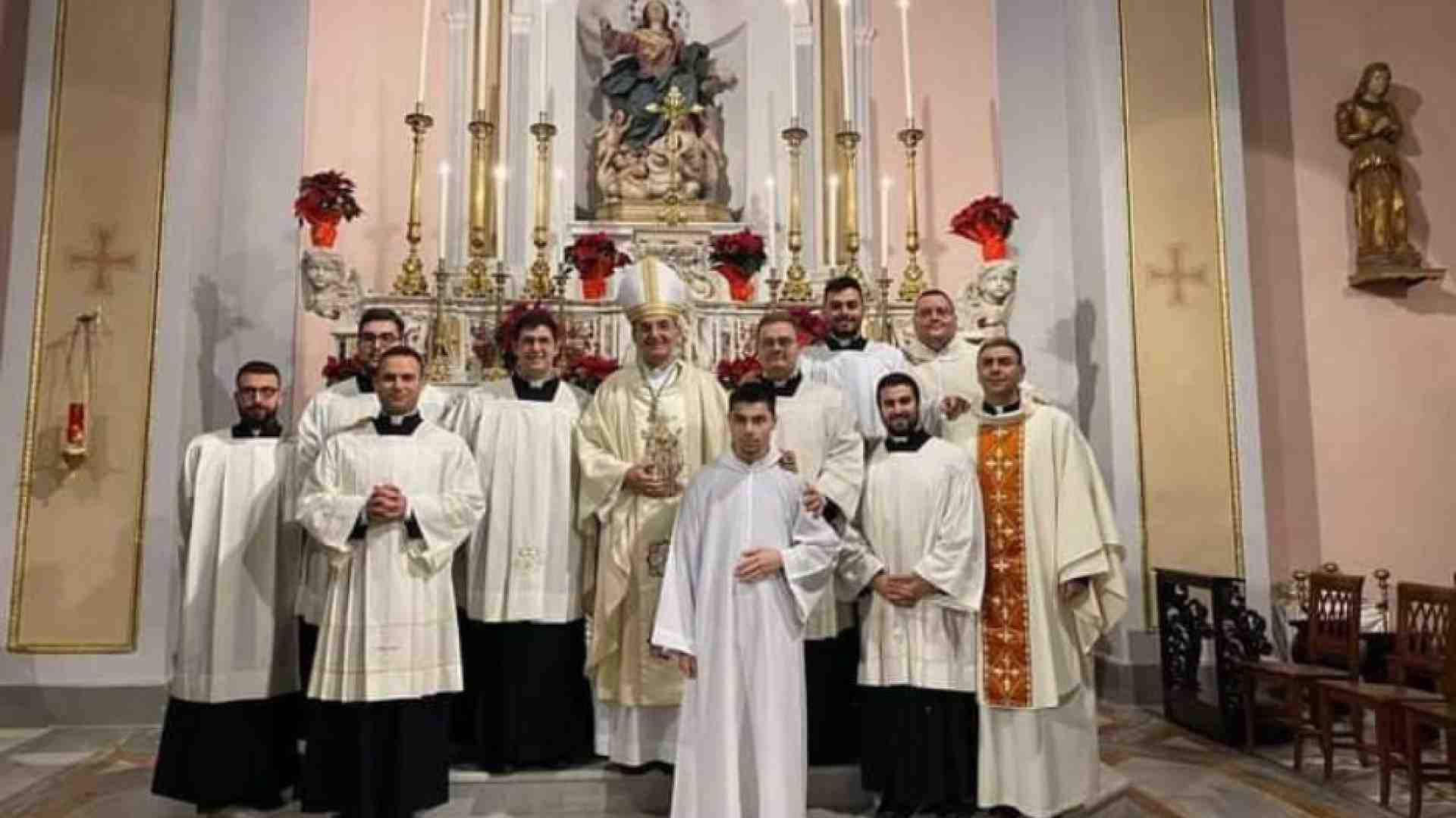 Immagine di Teggiano piange don Donato Romano morto in Cattedrale dopo l’Eucaristia