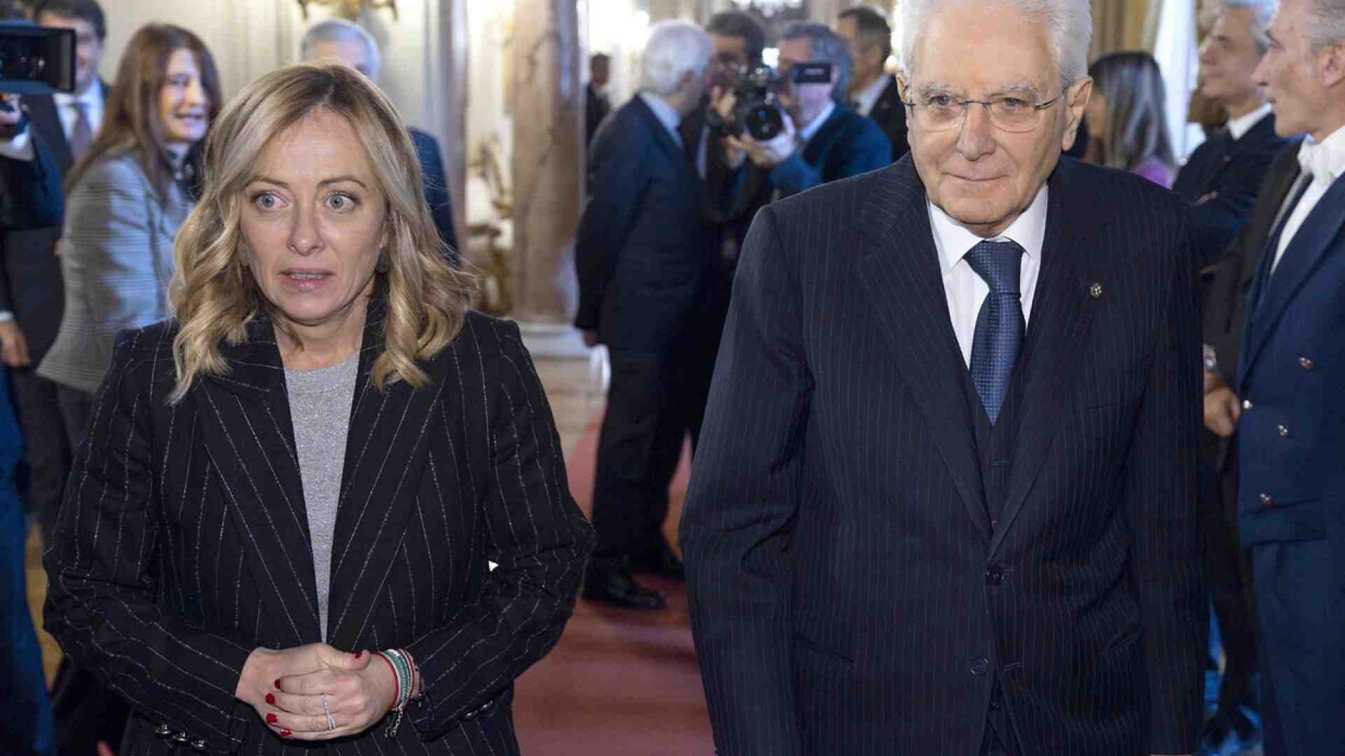 Immagine di Mattarella richiama (ancora) il governo Meloni sulla concorrenza