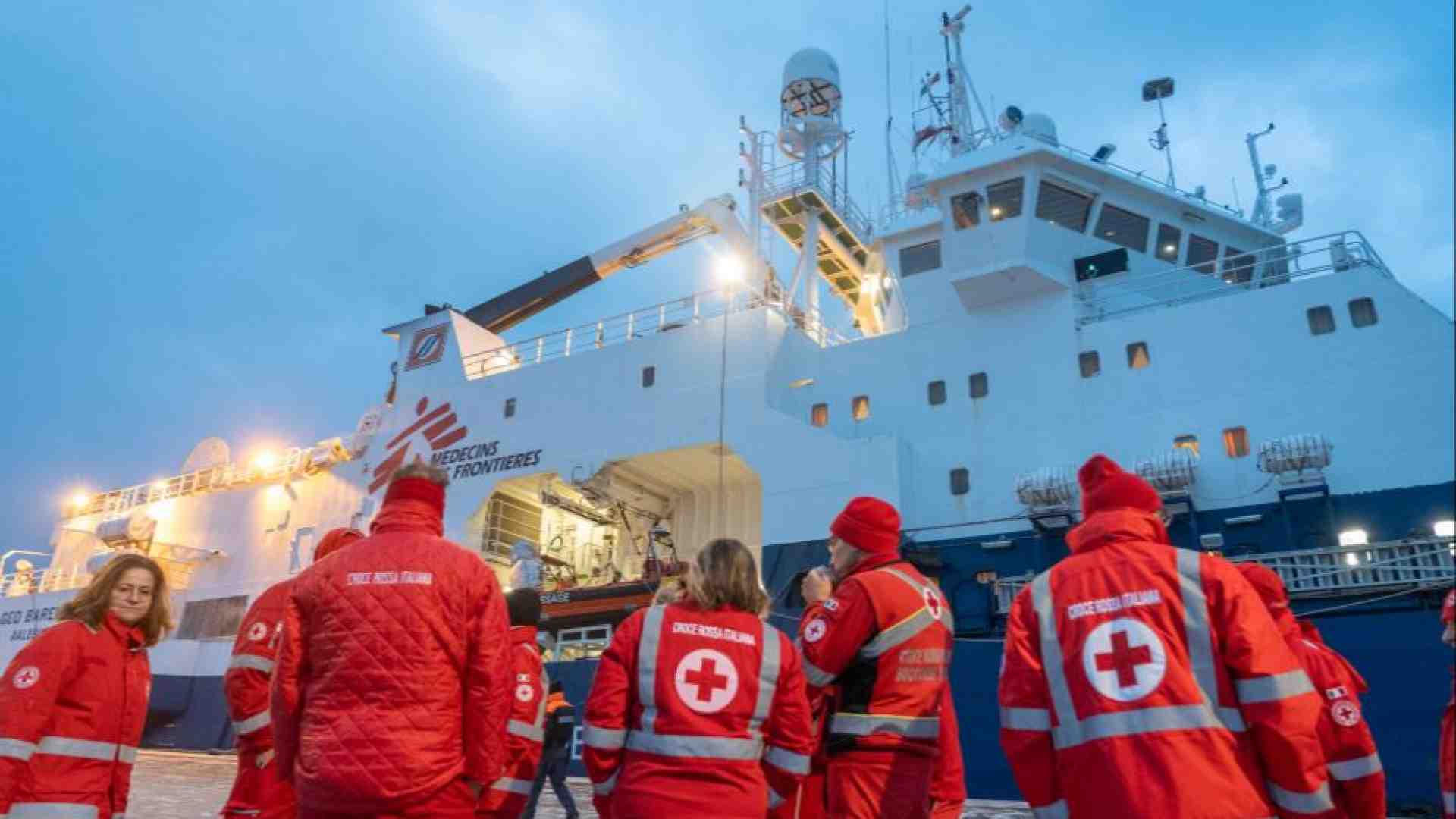 Immagine di Nel 2023 record di Sos dai barconi. Emergenza per i minorenni soli