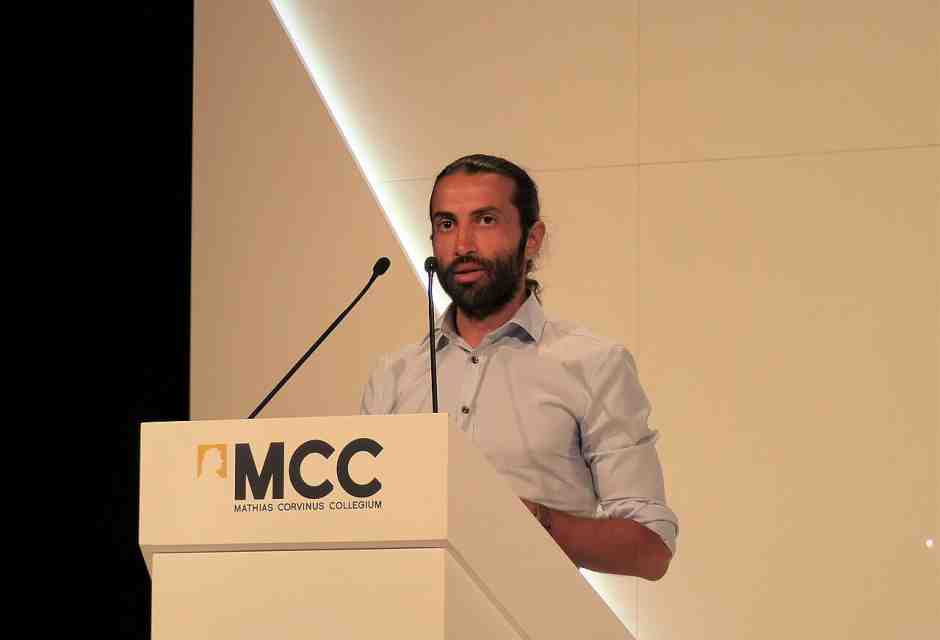  Mus'ab Hasan Yusuf, figlio di uno dei leader di Hamas
