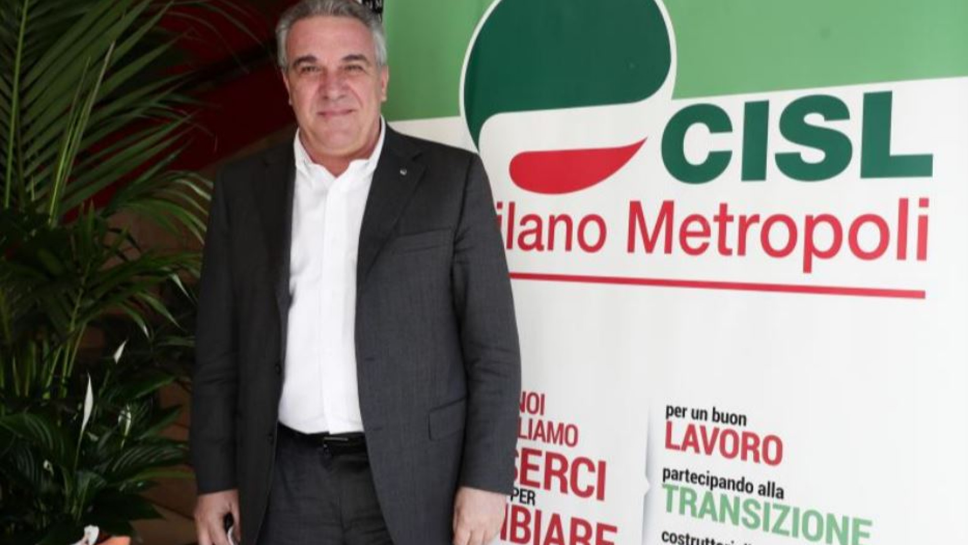Immagine di Sbarra: «No alle privatizzazioni di Meloni, futuro industriale a rischio»