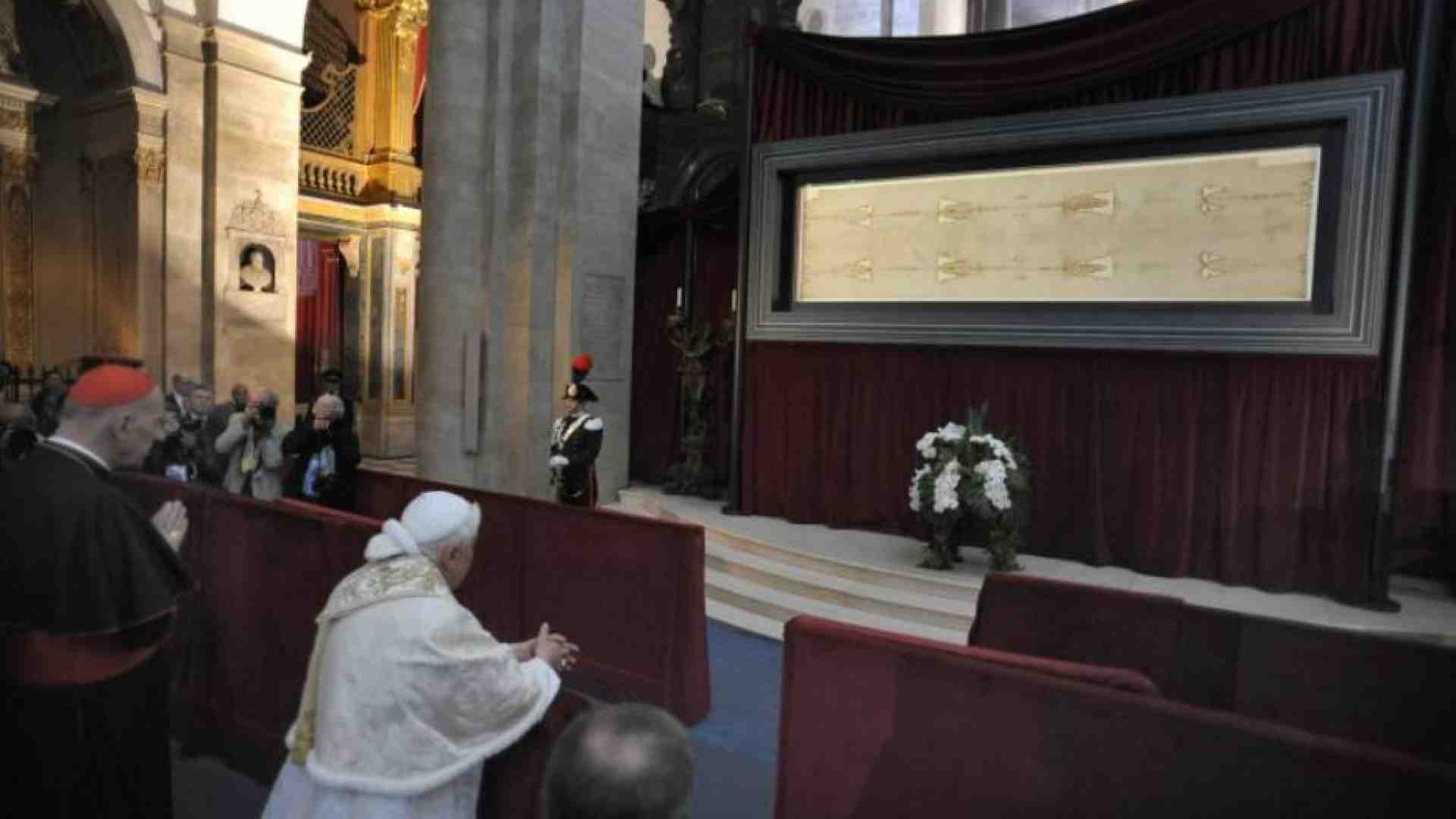 Immagine di Benedetto XVI e quella voce di Dio nelle nostre solitudini