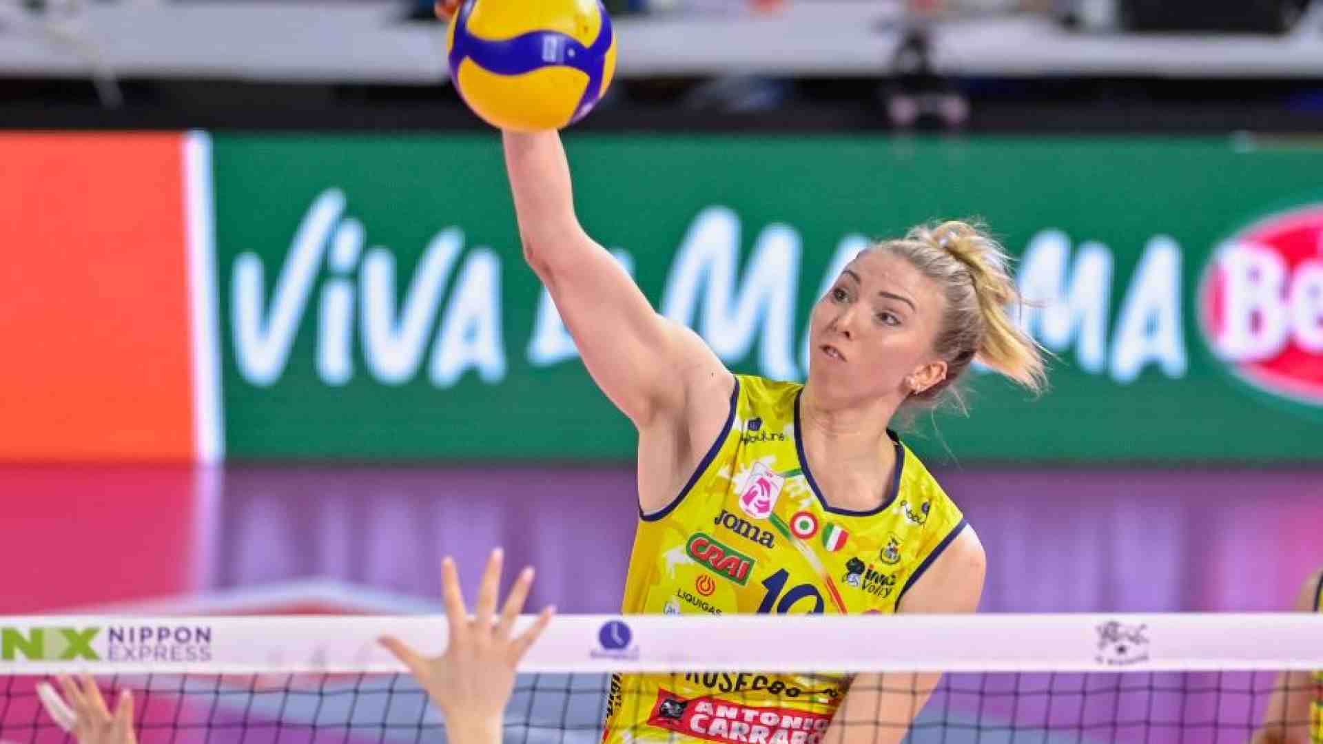 Immagine di Sarah Fahr, la pantera è tornata a ruggire