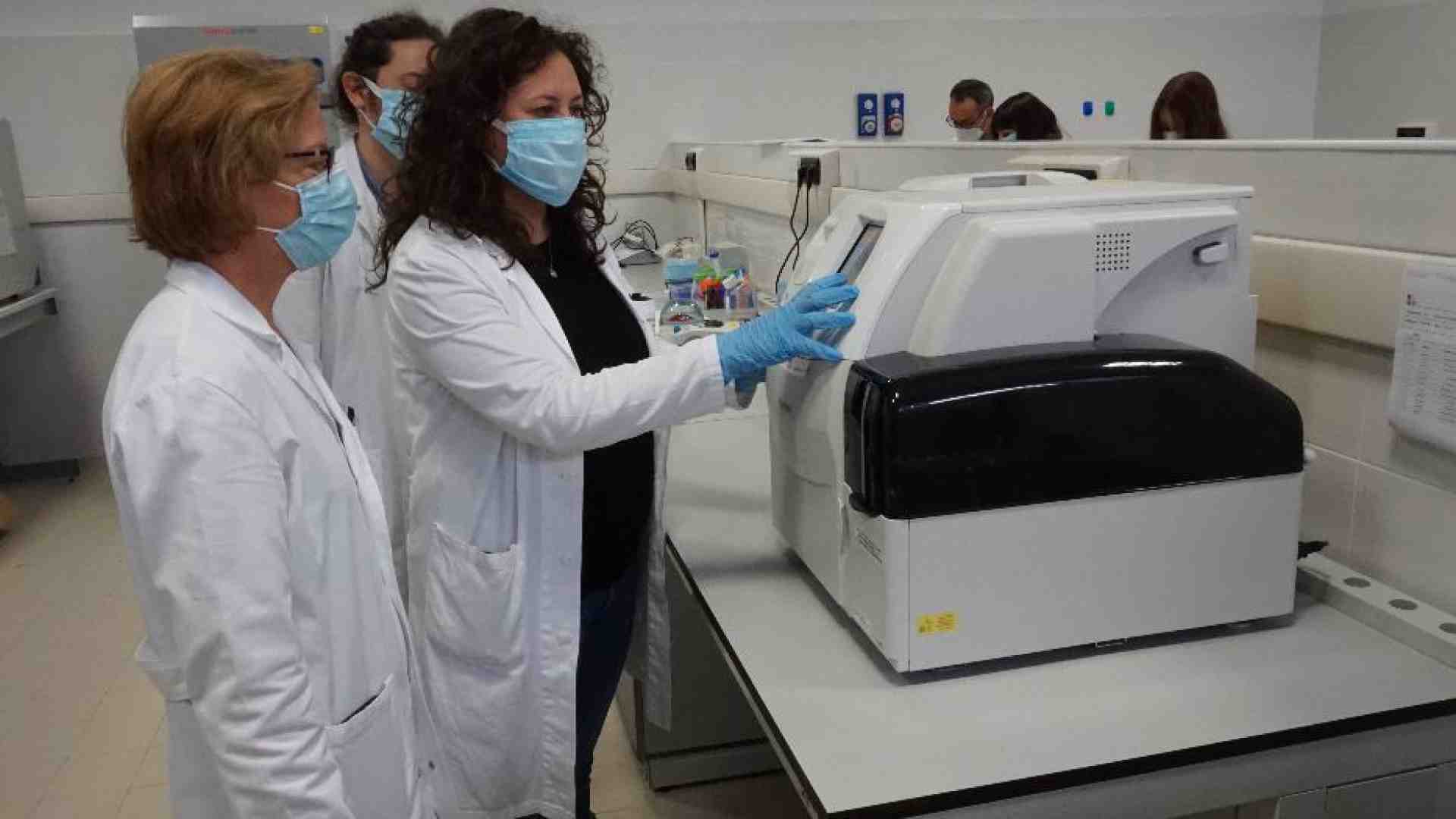Immagine di Una goccia di sangue per svelare il tumore del fegato. Dieci anni prima