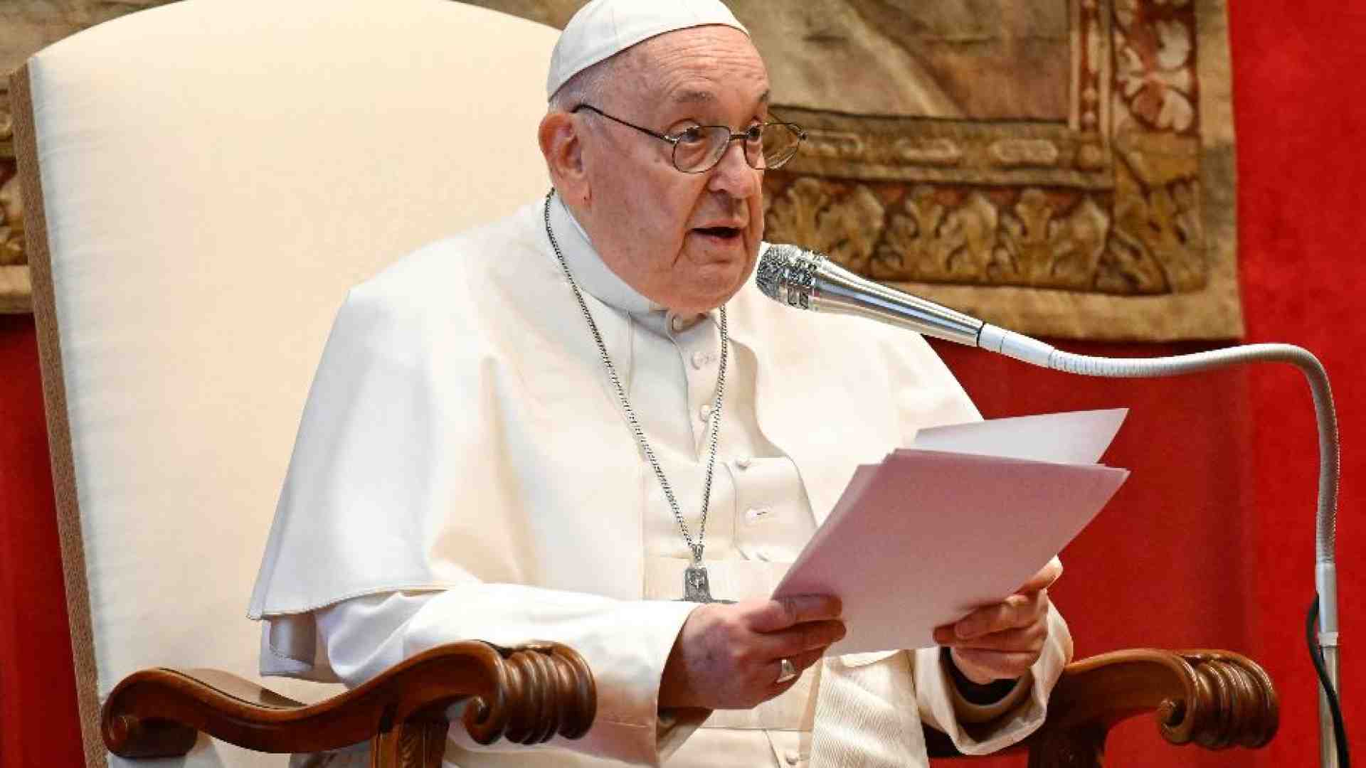 Immagine di Bordignon: maternità surrogata, il Papa ci ricorda che il bambino è un dono