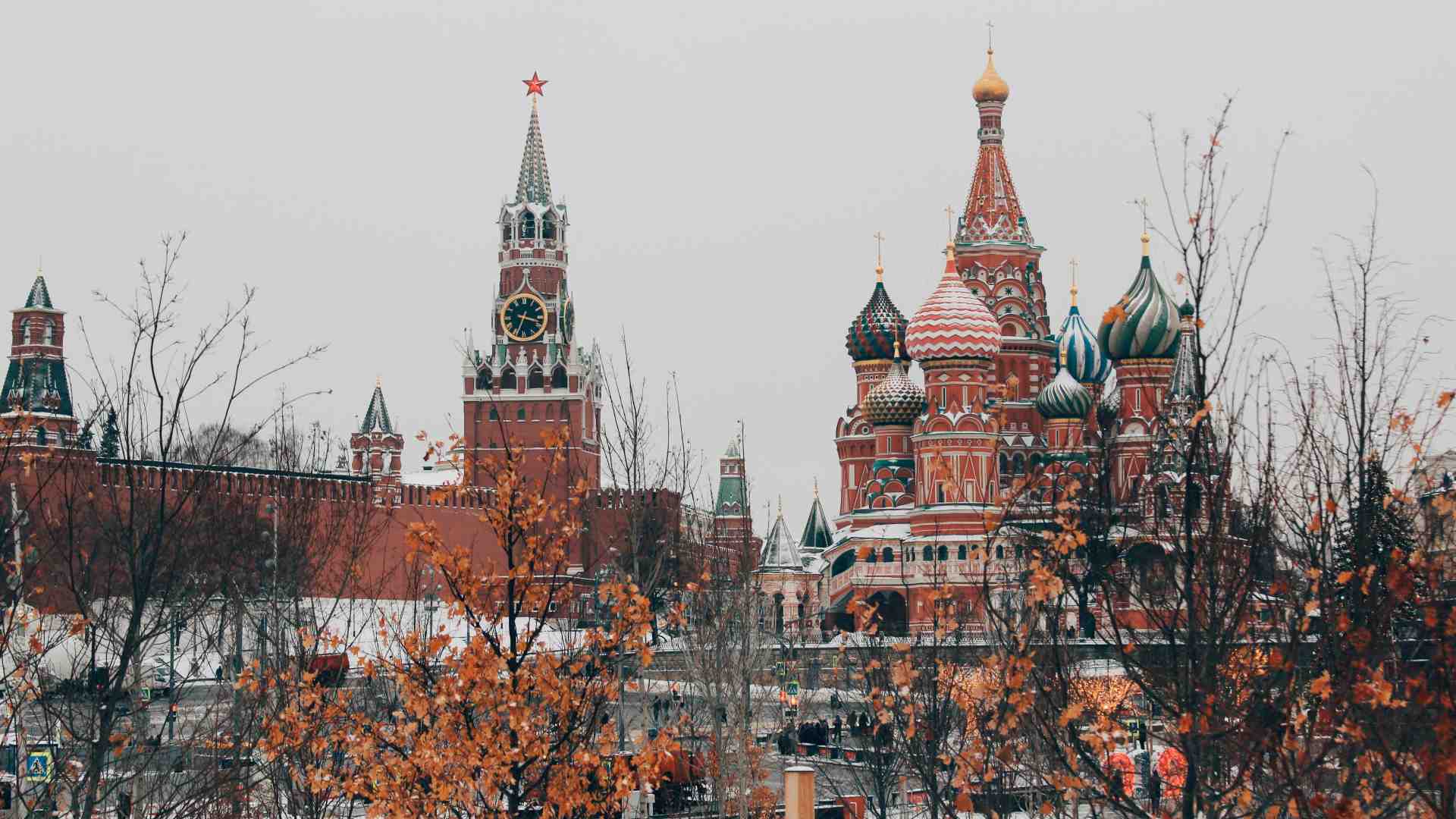 Immagine di La canzone che diventa protesta di un arciprete, in Russia