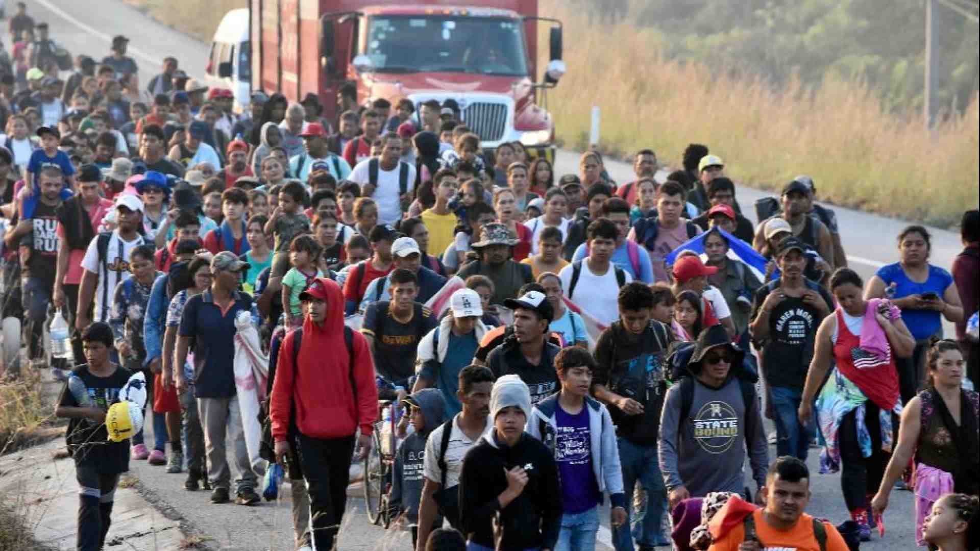 Immagine di La “carovana” riparte: sciolta dal governo si è riformata e punta sugli Usa