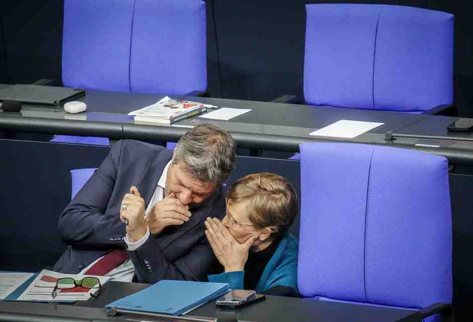 Il ministro tedesco Robert Habeck e Franziska Brantner, segretaria di stato all'Economia (Foto di Kay Nietfeld via Getty Images)&nbsp;<br />