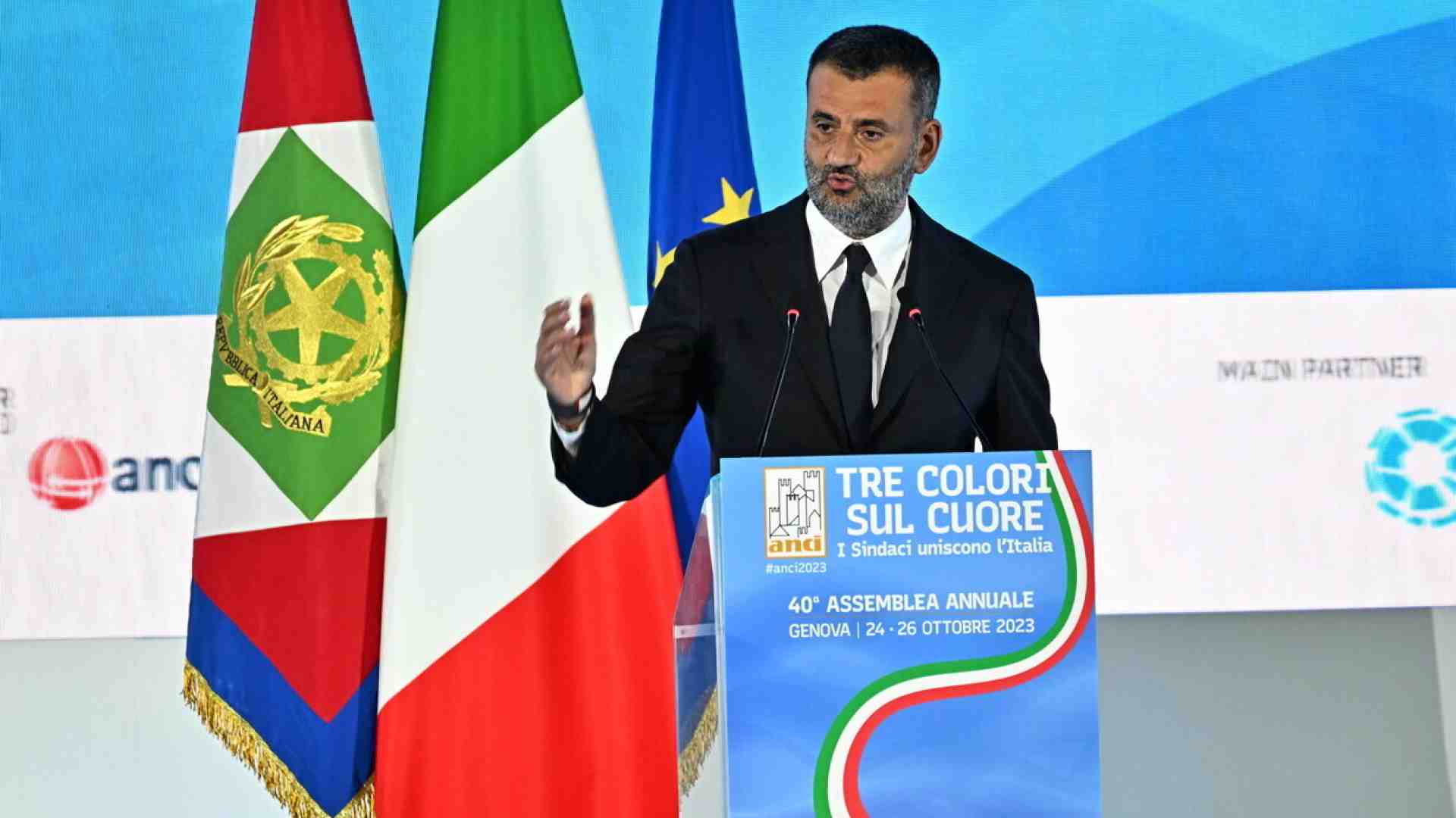 Immagine di I sindaci sfidano Fitto sul post Pnrr. La delusione vale 7 miliardi