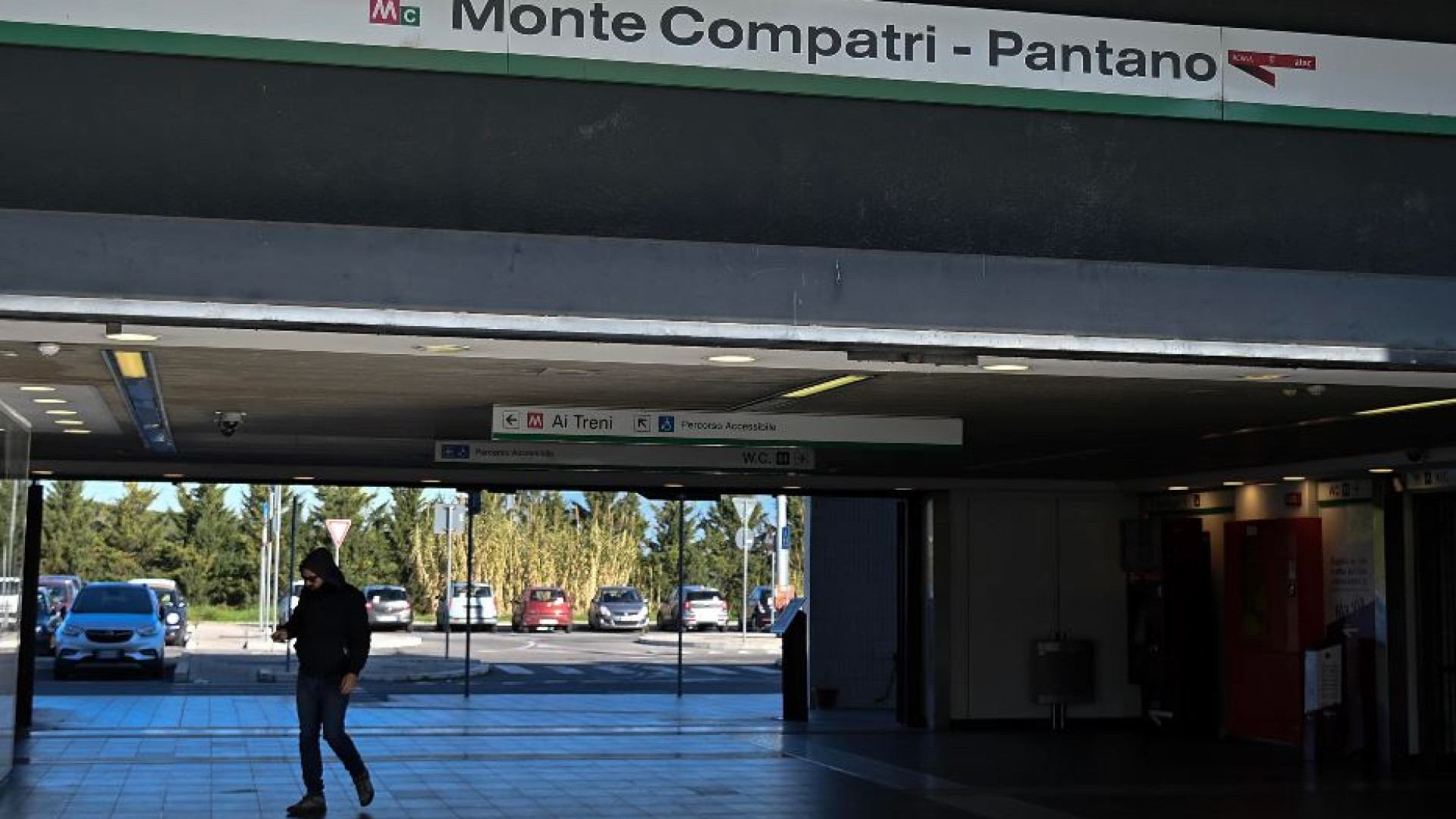 Immagine di Ucciso a 14 anni a colpi di pistola: caccia a tre sospettati