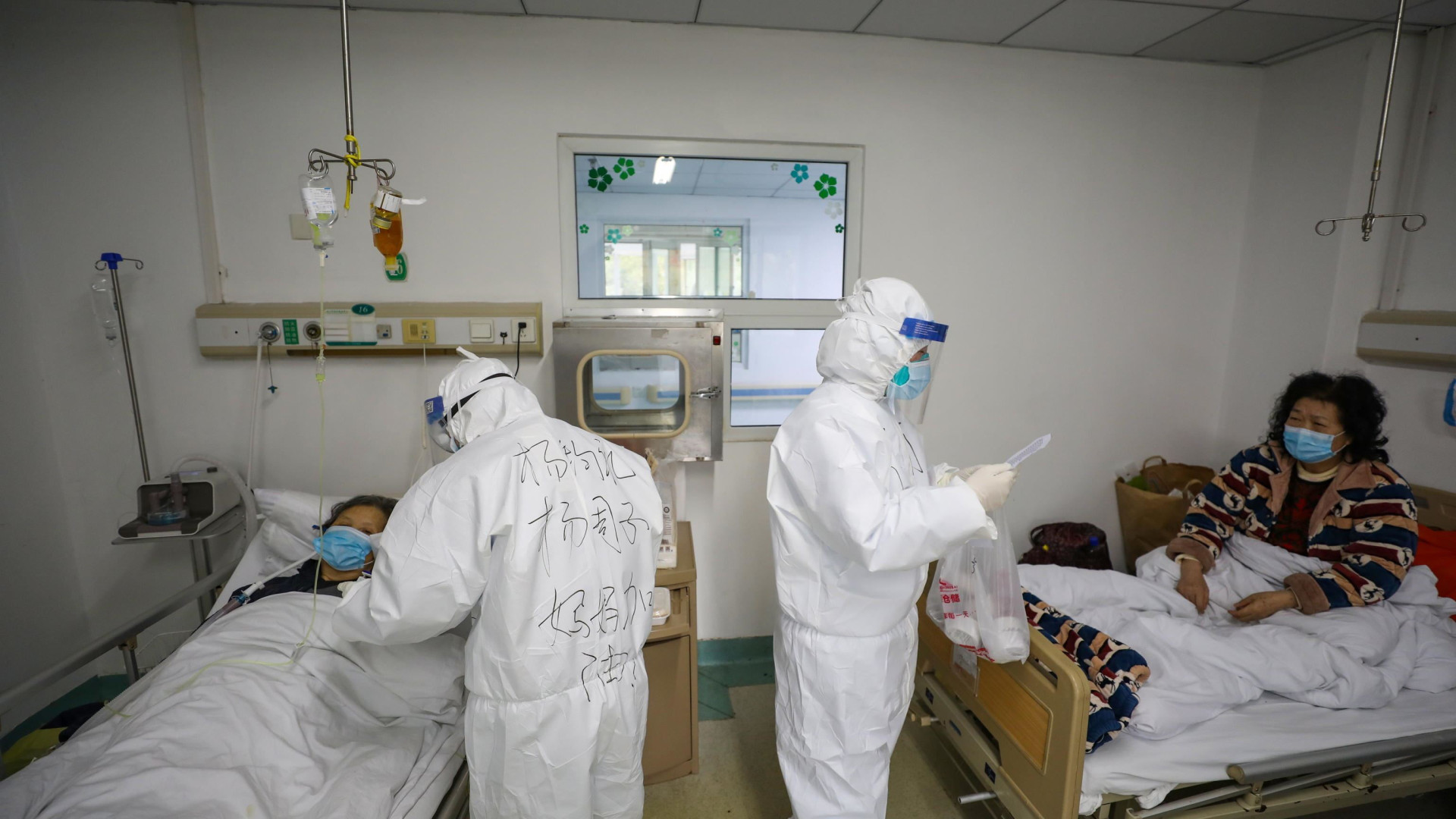 Immagine di Covid, «la Cina isolò il virus 15 giorni prima di darne l'annuncio»