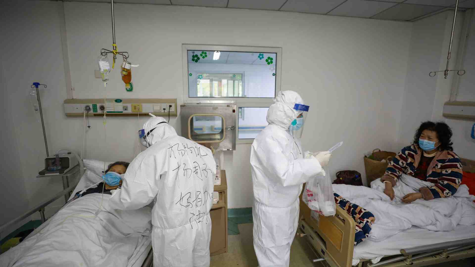 Immagine di Covid, «la Cina isolò il virus 15 giorni prima di darne l'annuncio»