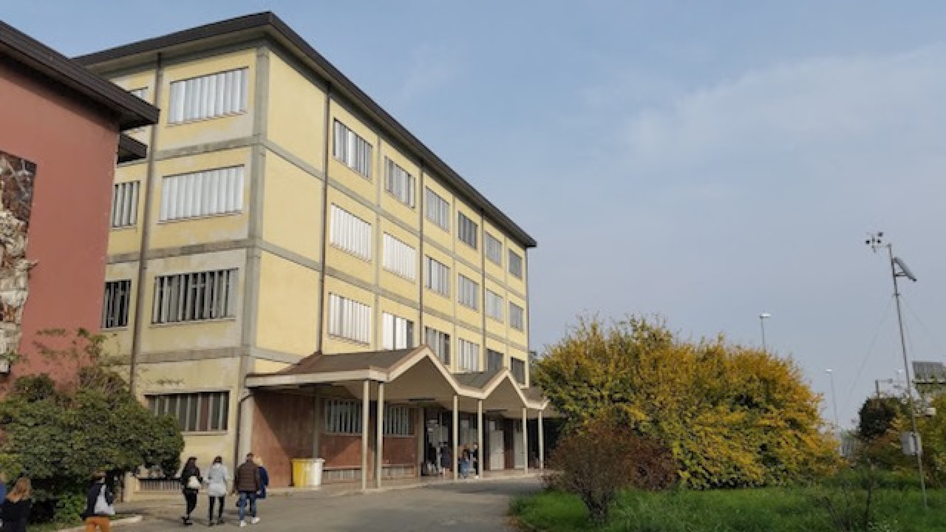 Immagine di Ambito tecnico, scientifico e... laboratori di teatro
