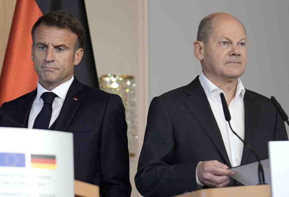 Emmanuel Macron e Olaf Sholz (LaPresse)