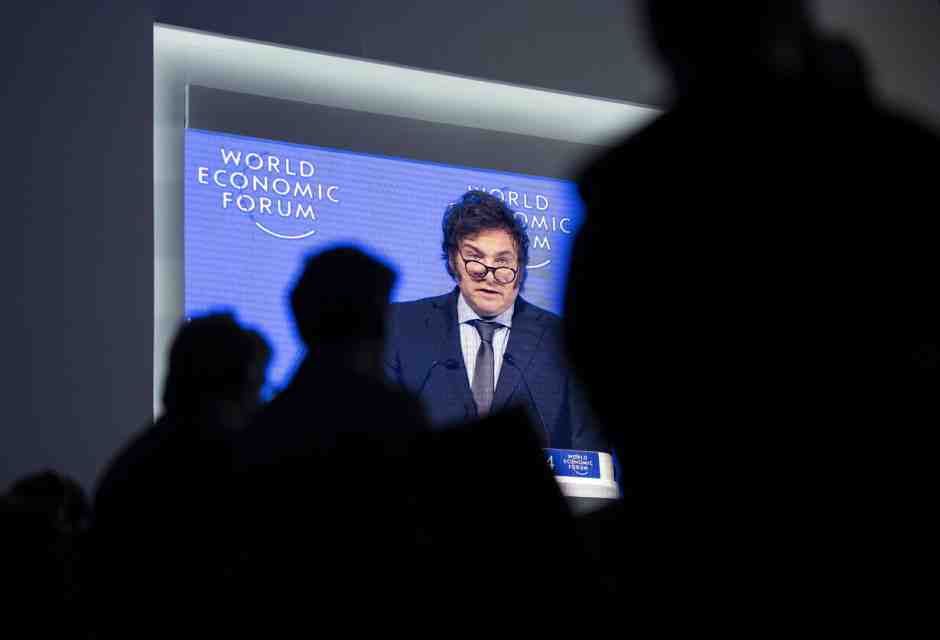 &nbsp;Javier Mileri al forum mondiale dell'economia di Davos - foto Ansa