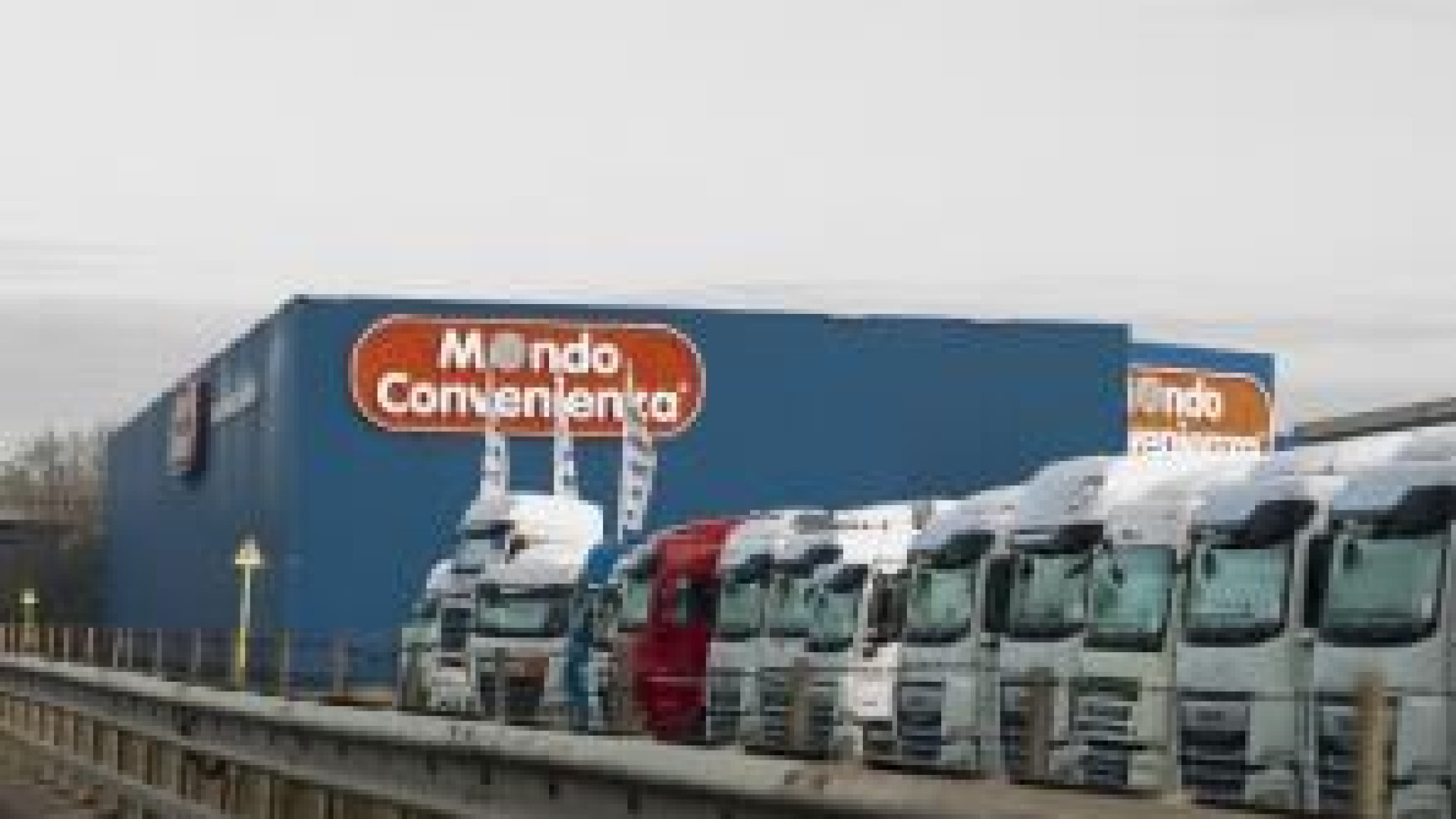 Immagine di Mondo Convenienza cambia contratto pagherà di più i trasportatori in appalto