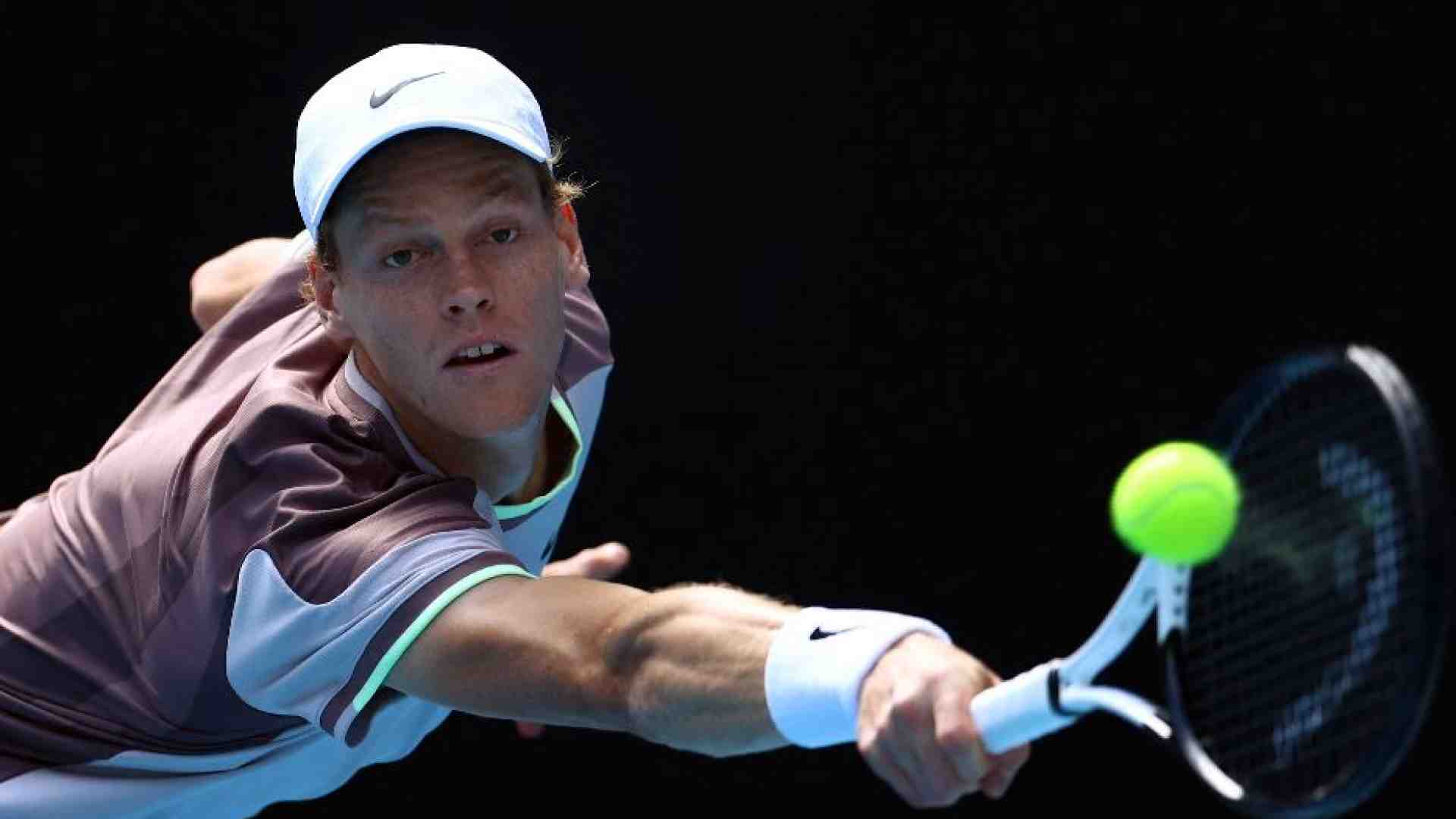Immagine di In Australia Sinner vince e vola ai quarti