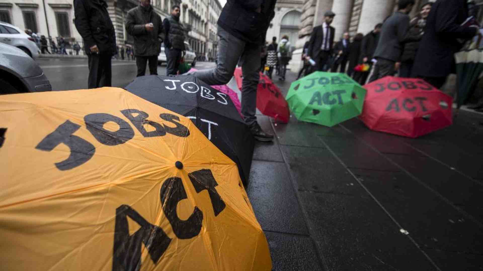 Immagine di La Consulta sul Jobs act: «I licenziamenti non sono illegittimi»