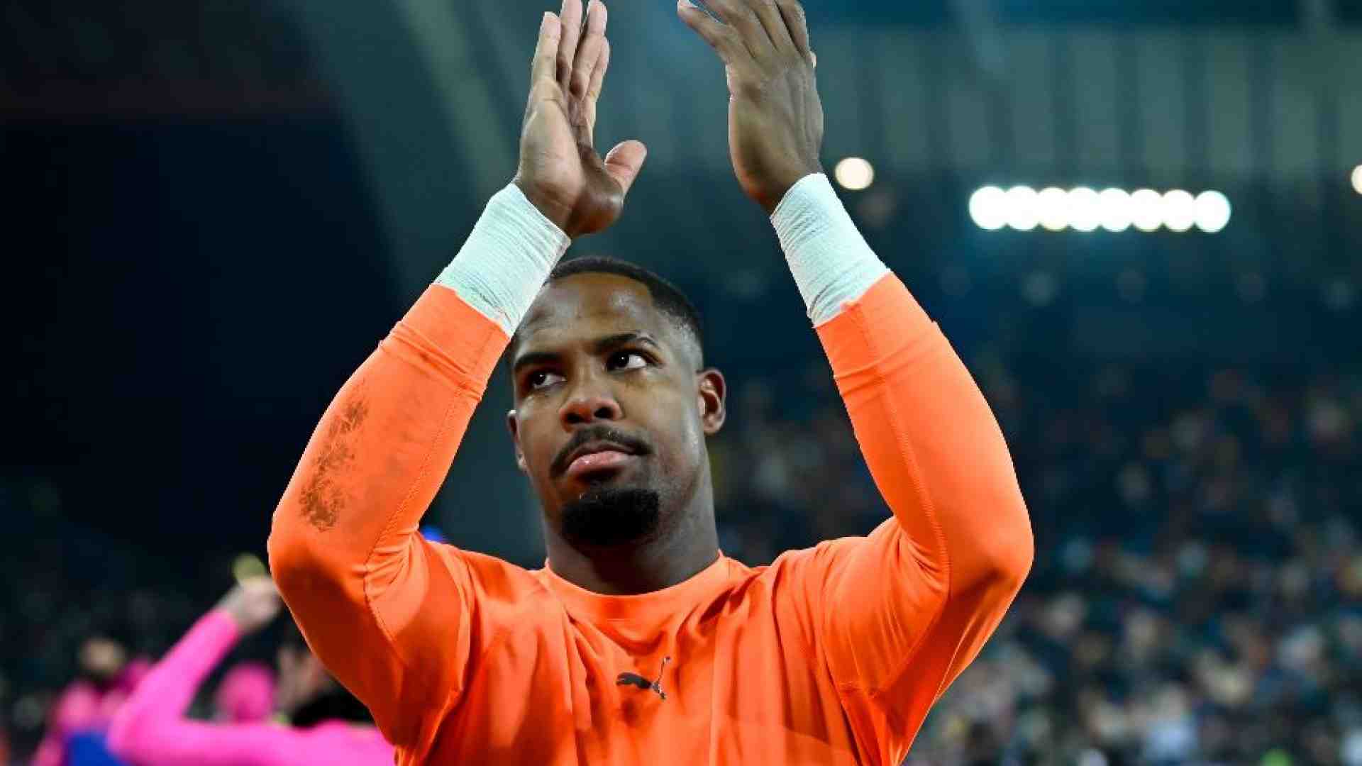 Immagine di L'arbitro primo alleato contro la vergogna razzista