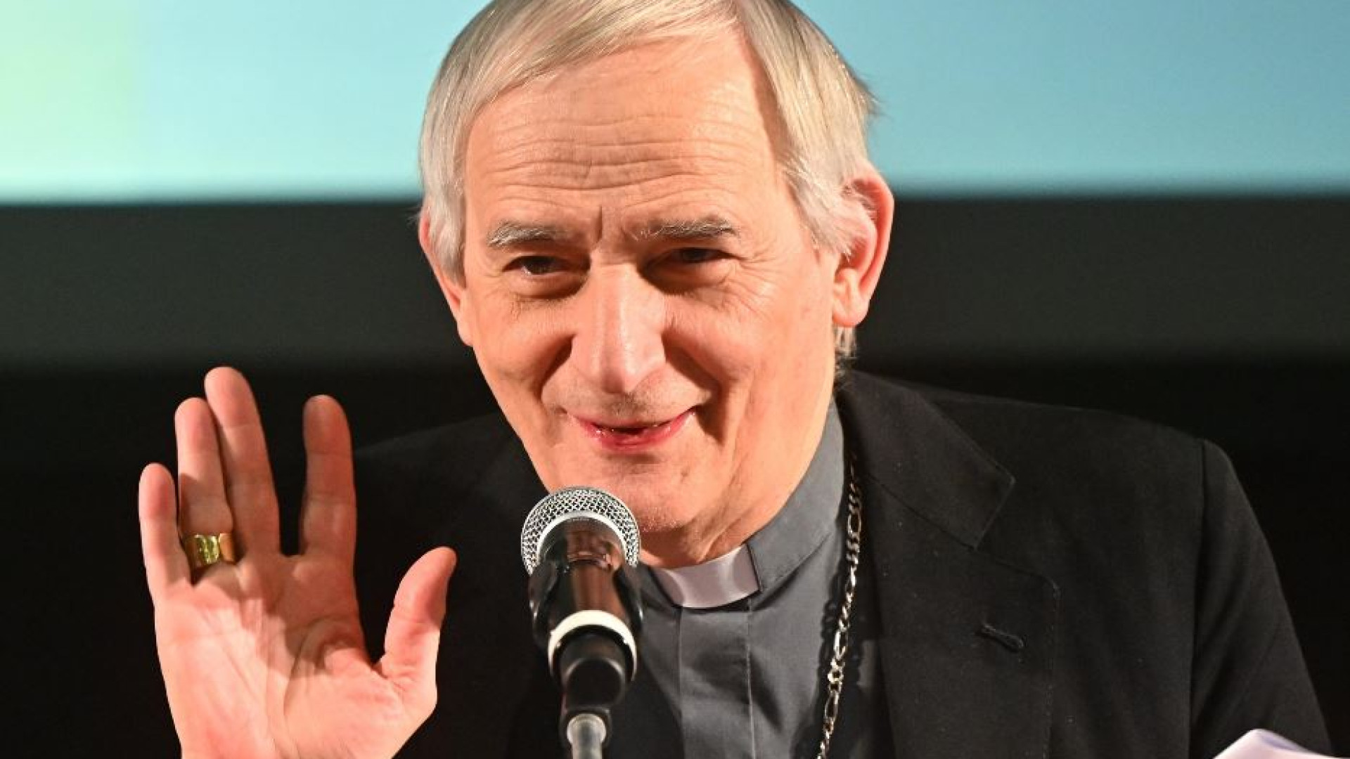 Immagine di Zuppi: la pace è quello di cui c'è più bisogno. Non lasciamo solo il Papa